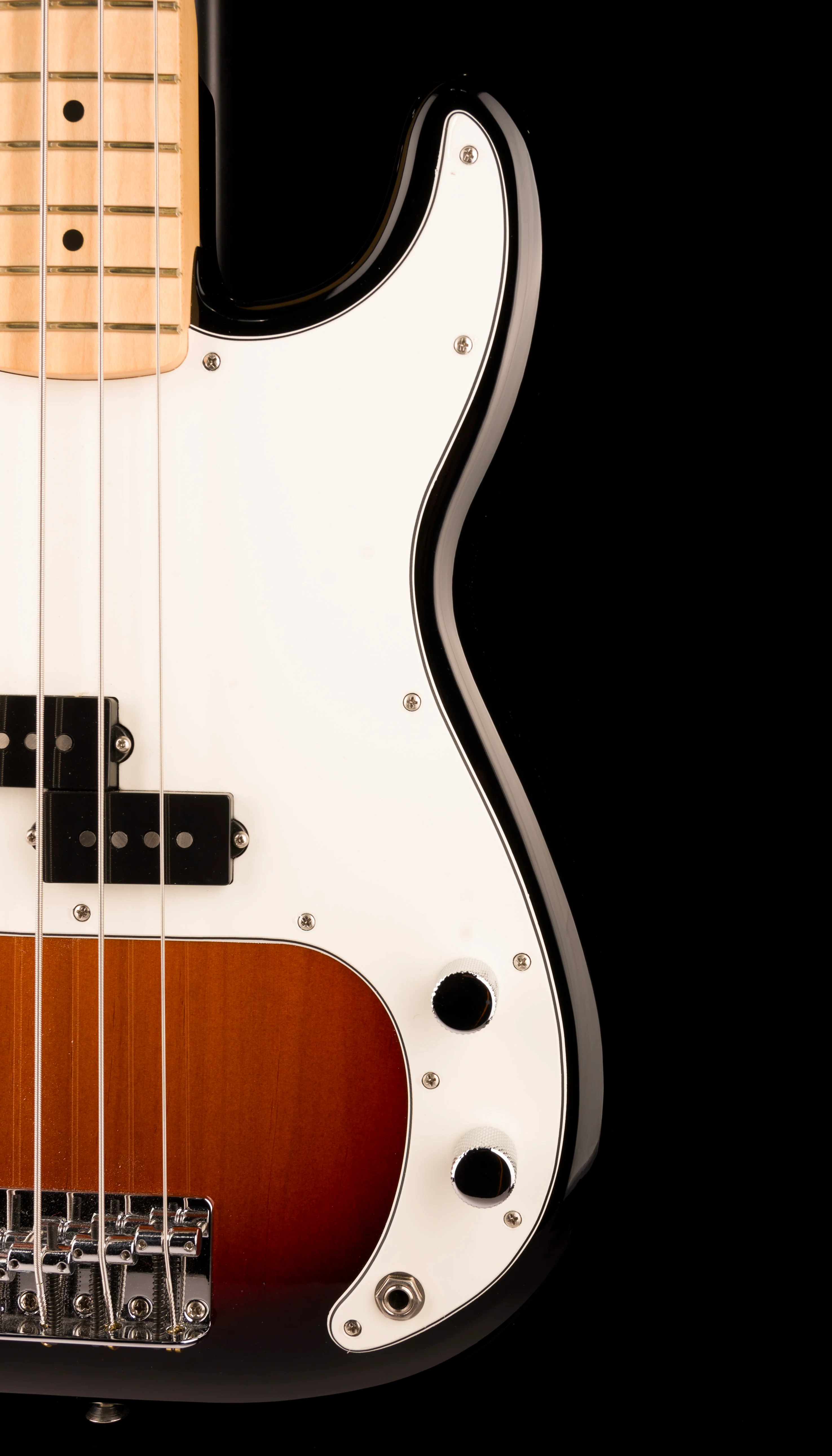 Used Fender Player Precision Bass Maple 3-Tone Sunburst With OHSC - Image 9