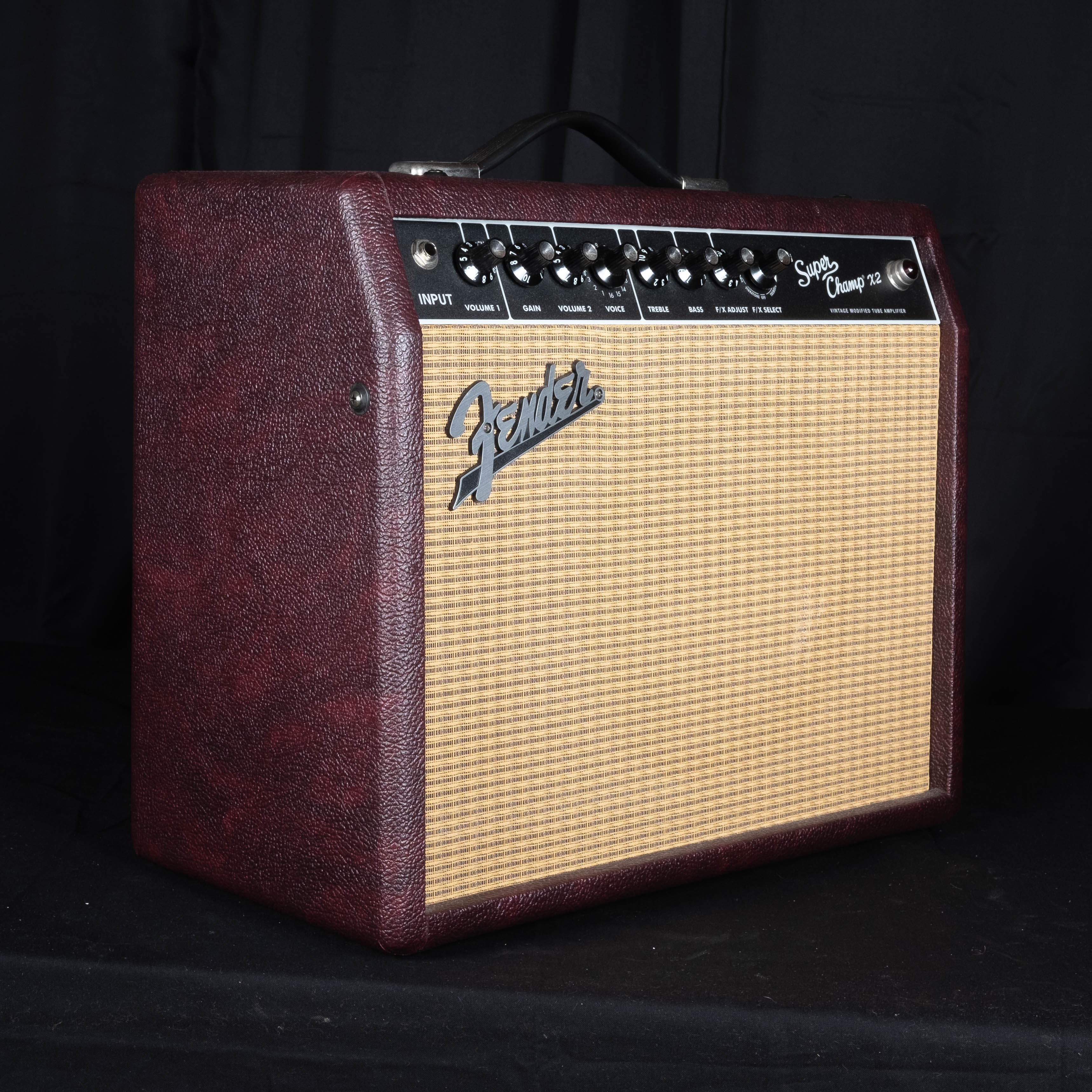 Pre Owned Fender Super Champ X2 FSR 15-watt 1x10" Tube Combo Amp w/ Celestion G10 Greenback Wine Red - Image 2