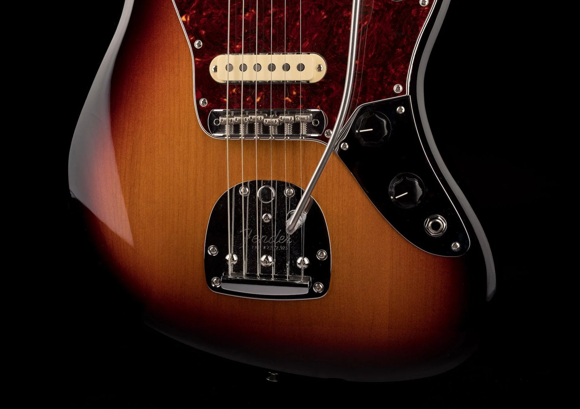 Used Fender Vintera '60s Jaguar 3-Color Sunburst With Gig Bag - Image 5