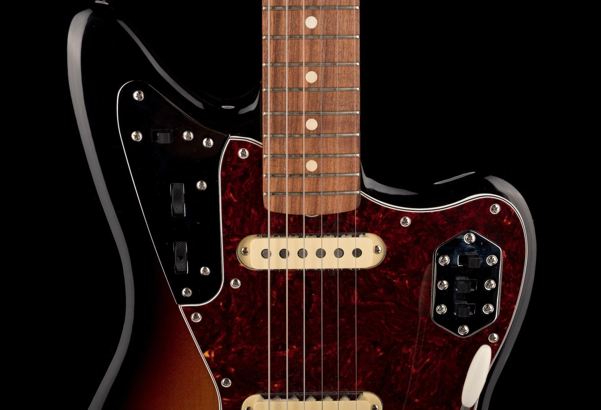 Used Fender Vintera '60s Jaguar 3-Color Sunburst With Gig Bag - Image 9