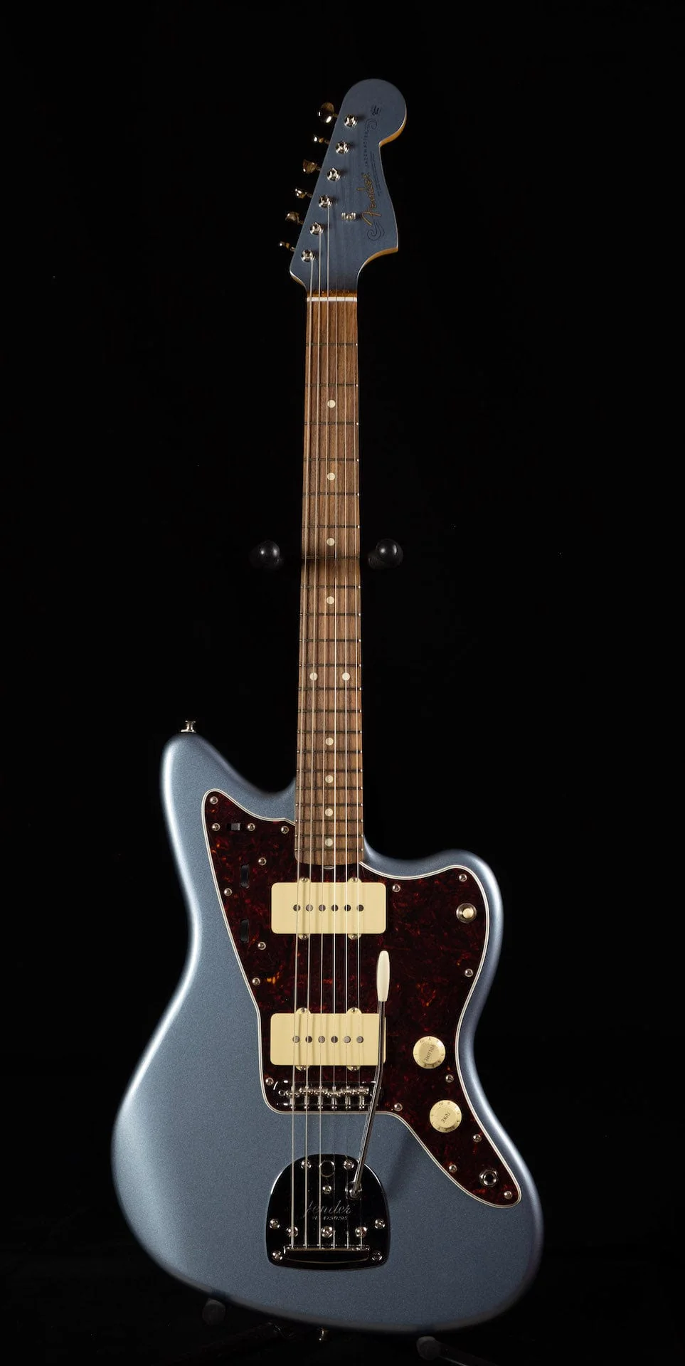 Used Fender Vintera '60s Jazzmaster Ice Blue Metallic - Image 2