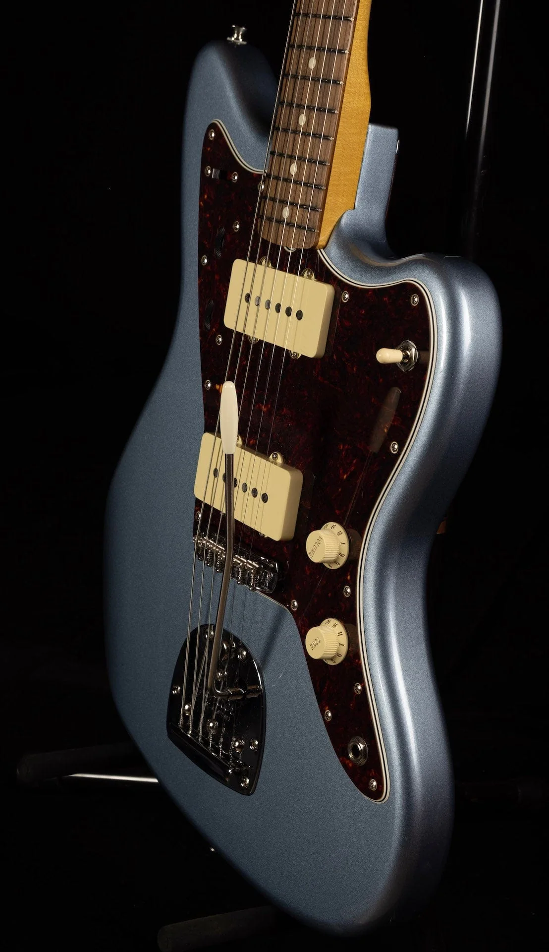 Used Fender Vintera '60s Jazzmaster Ice Blue Metallic - Image 3