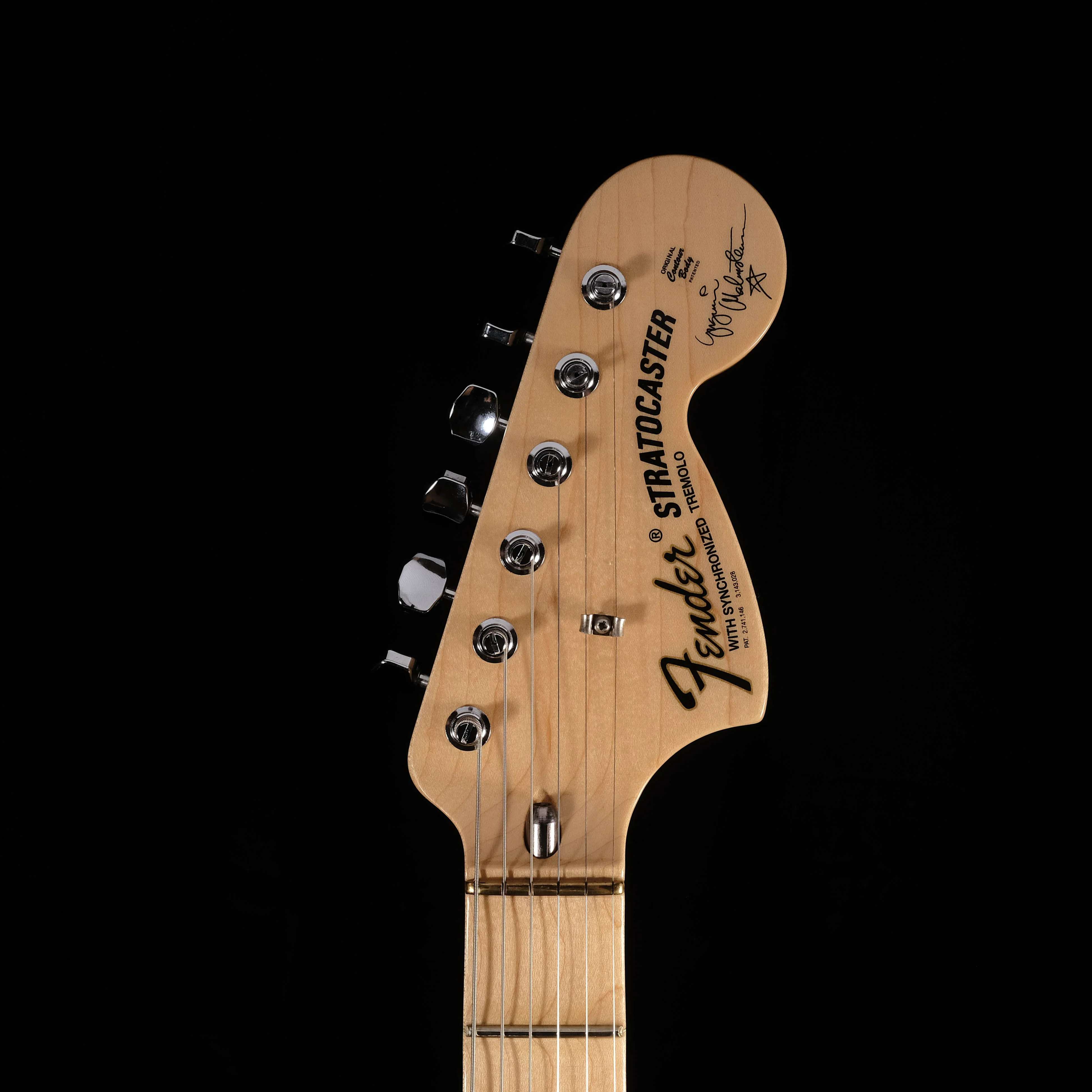 Pre Owned Fender Yngwie Malmsteen Stratocaster Vintage White OHSC With UPGRADES! - Image 9