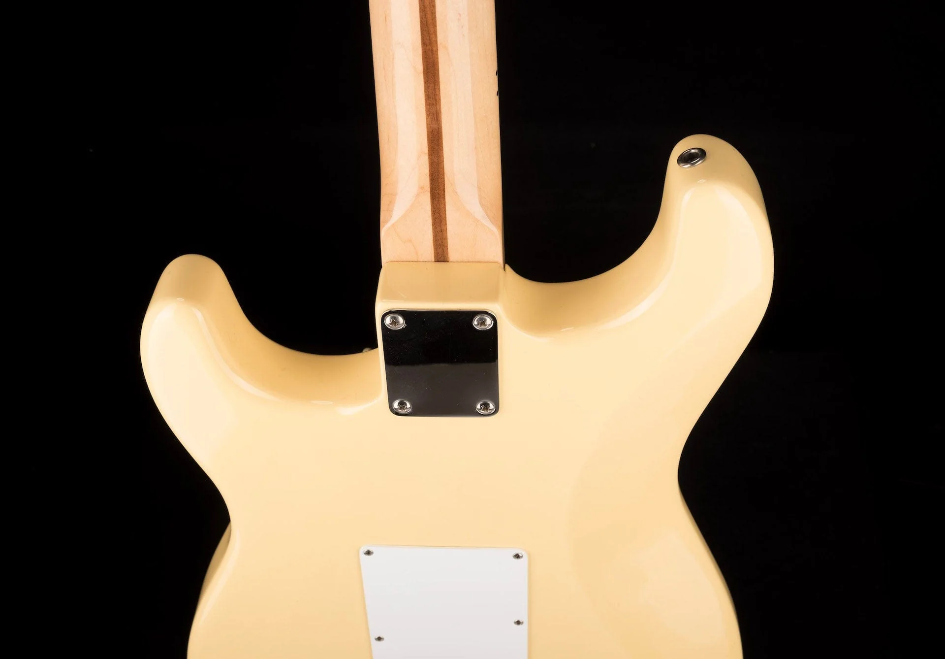 Used Fender Yngwie Malmsteen Stratocaster Vintage White with OHSC - Image 17
