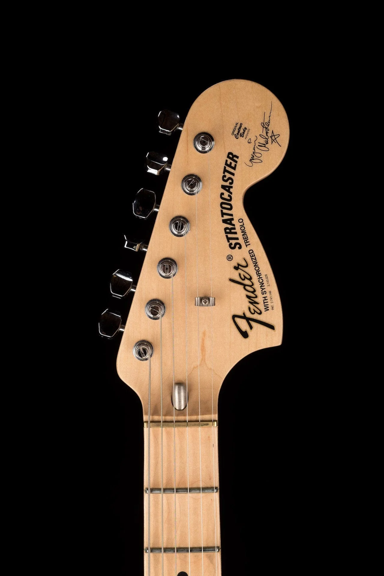 Used Fender Yngwie Malmsteen Stratocaster Vintage White with OHSC - Image 19