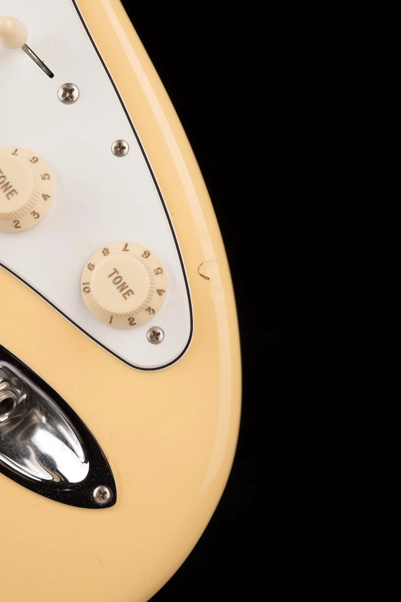 Used Fender Yngwie Malmsteen Stratocaster Vintage White with OHSC - Image 9