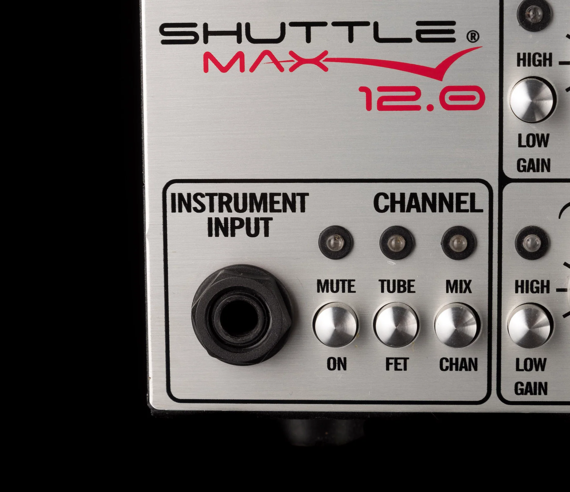 Used Genz Benz Shuttle Max 12.0 Bass Amp Head With Footswitch - Image 4