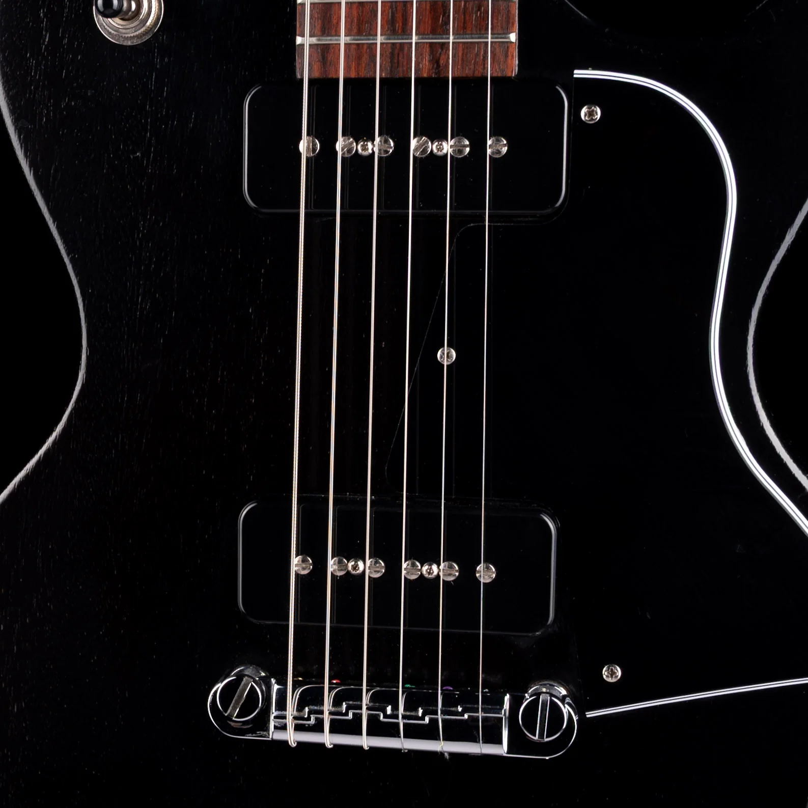 Used Gibson Les Paul Special Tribute P-90 Worn Ebony Satin Electric Guitar With Case - Image 4