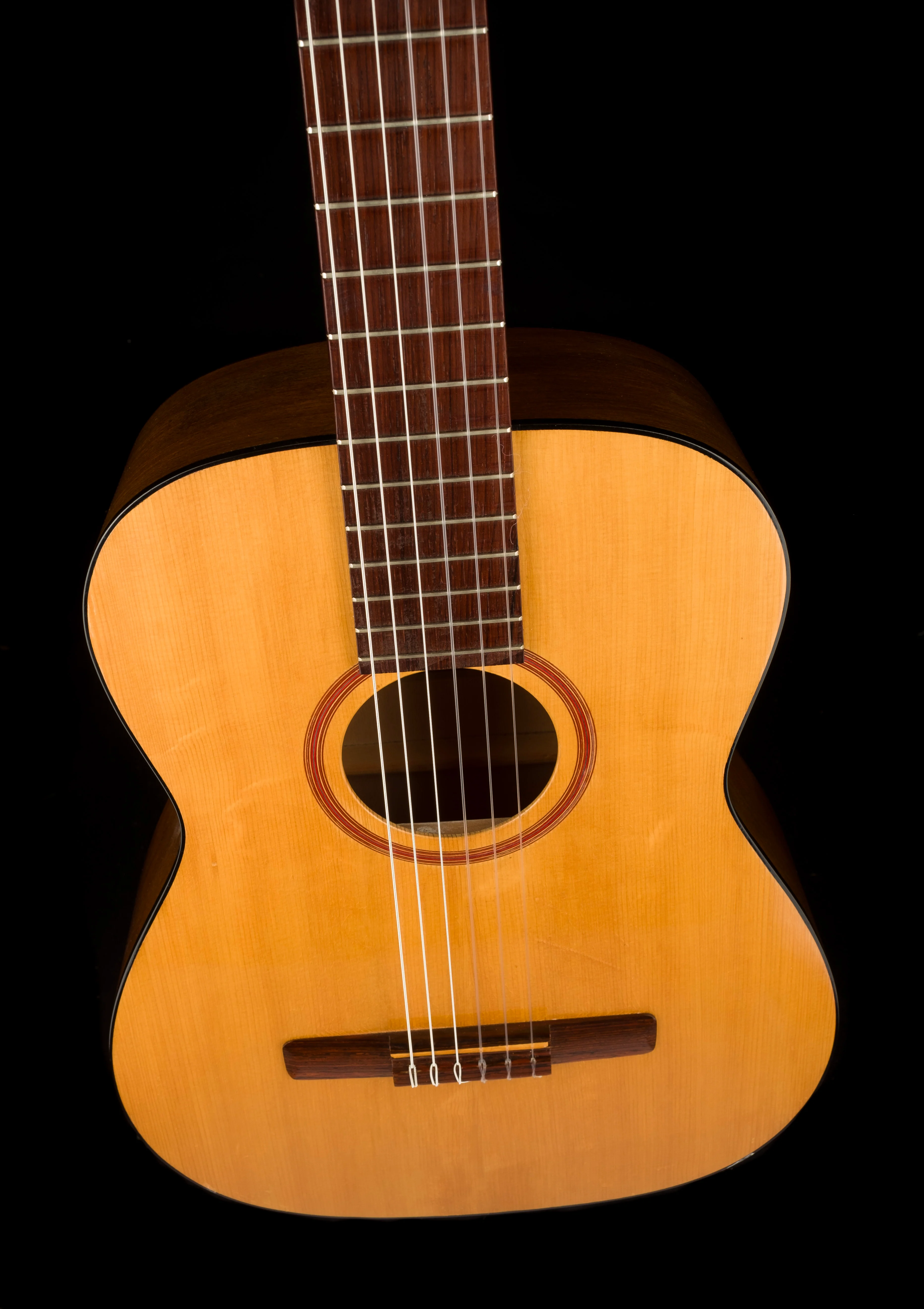 Used Goya G-10 Classical Guitar with Case - Image 4