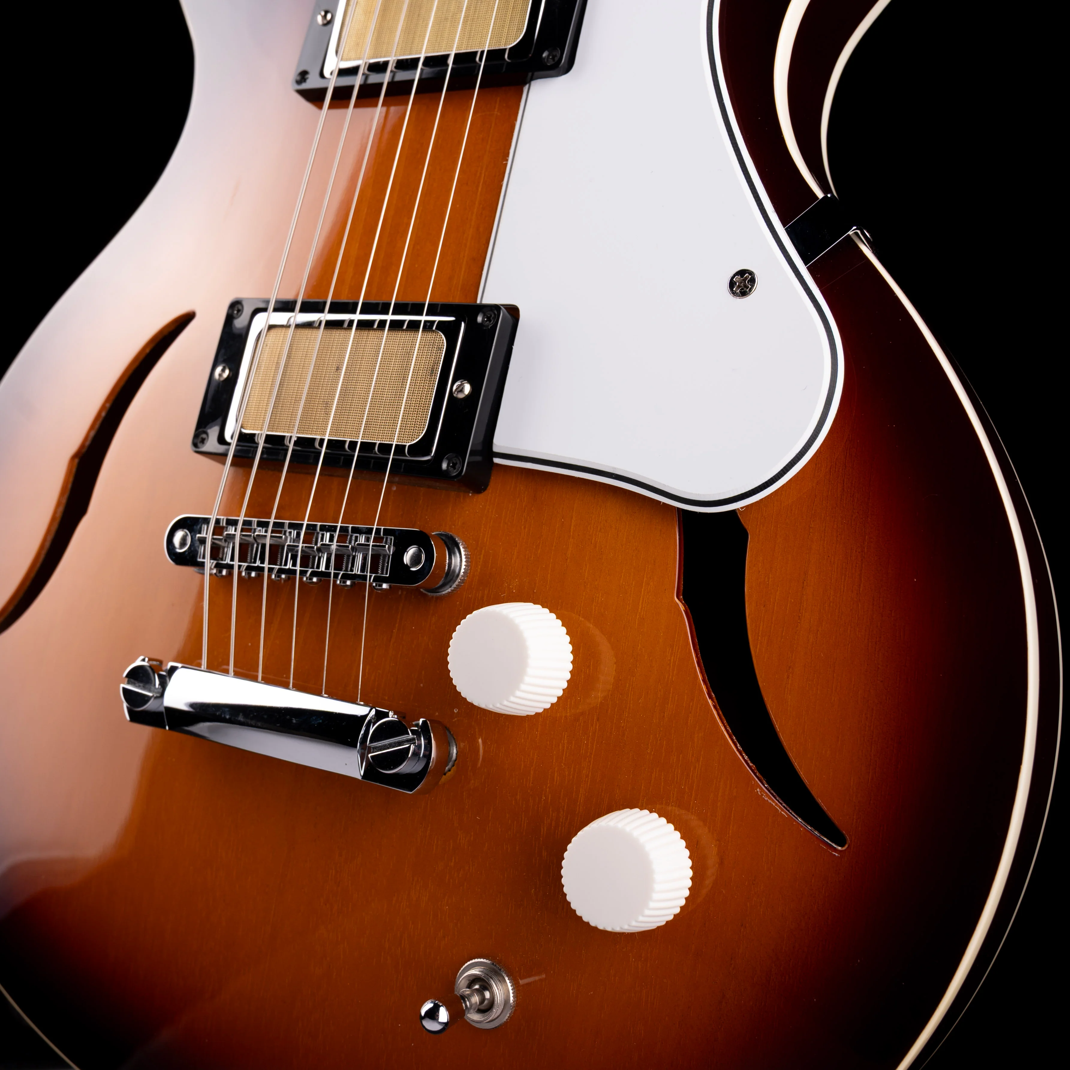 Used Harmony Comet Sunburst With Mono Case - Image 5