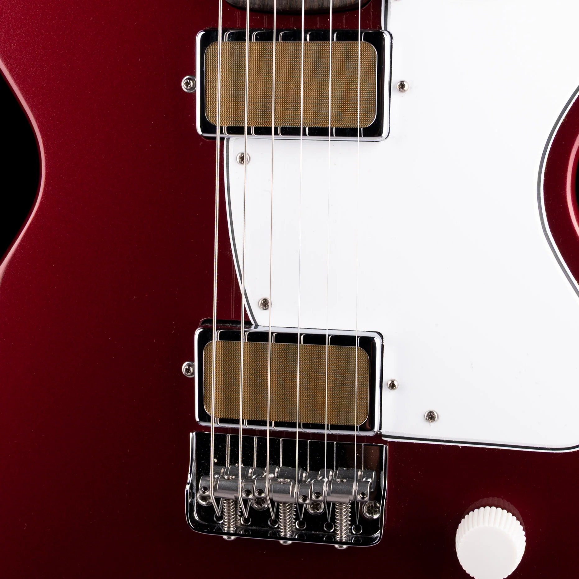 Used Harmony Rebel Burgundy With Mono Case - Image 4