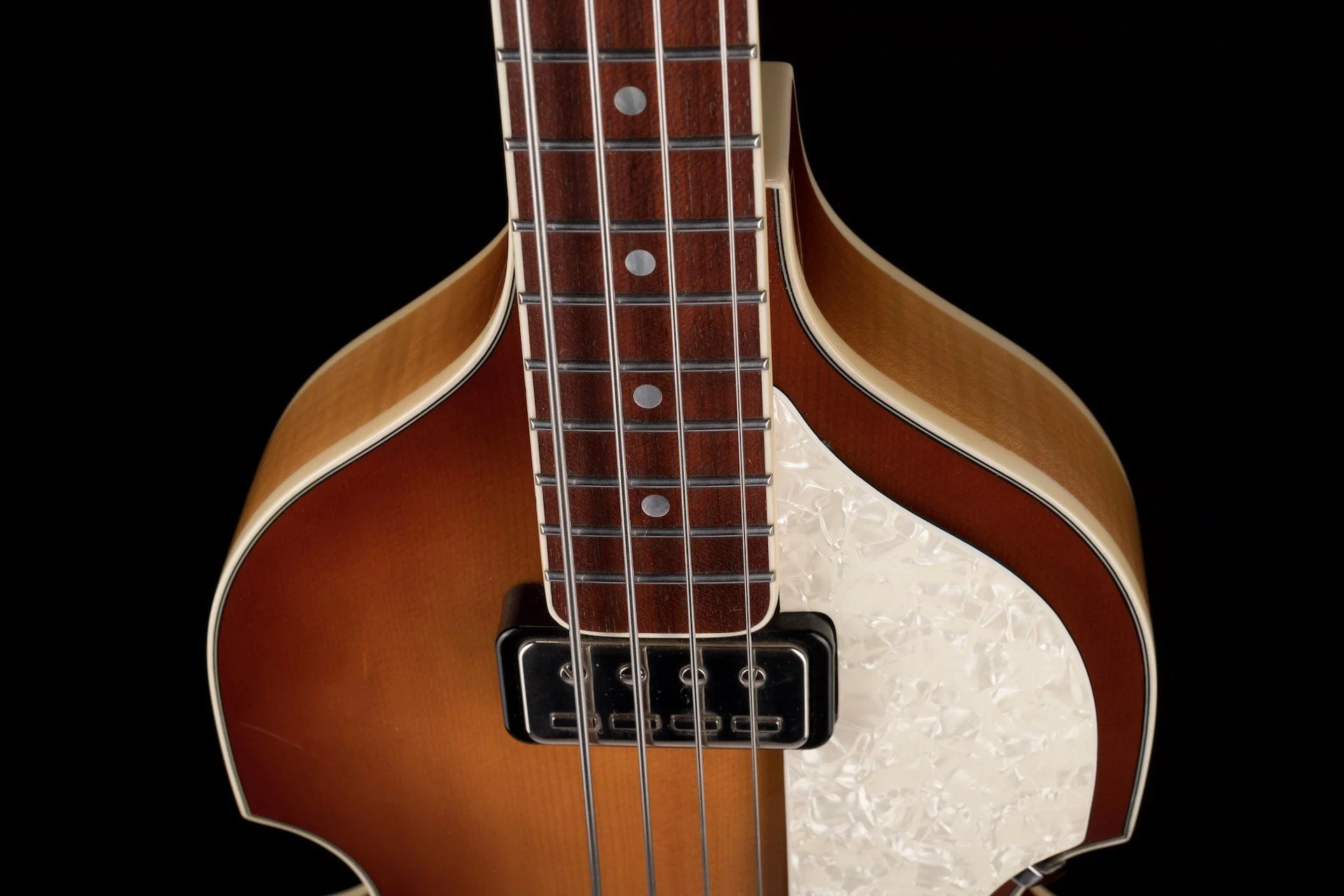 Used Hofner Contemporary HCT-500/1 Violin Bass Sunburst with Case - Image 3