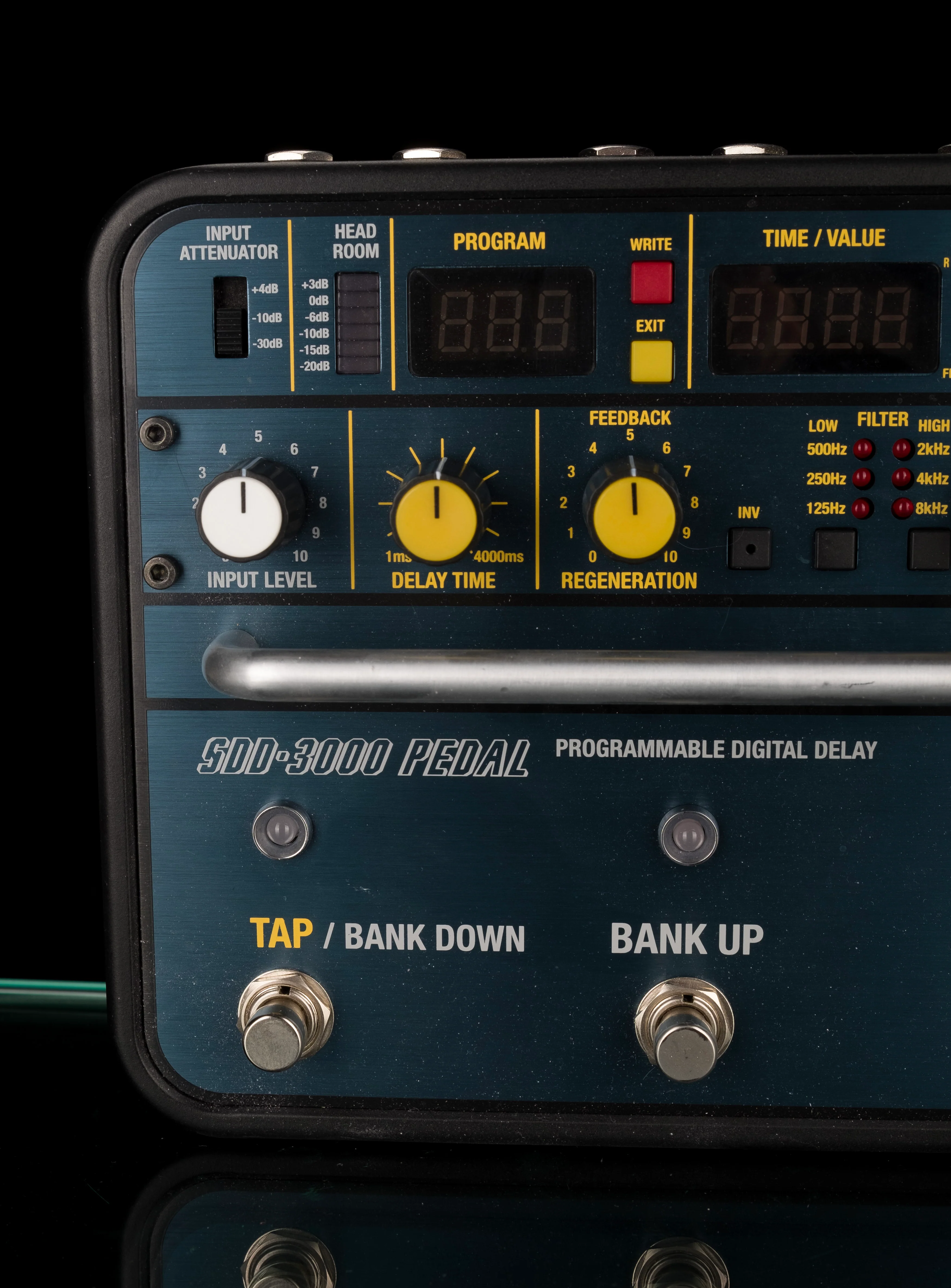 Used Korg SDD-3000 Programmable Digital Delay Pedal with Box - Image 3