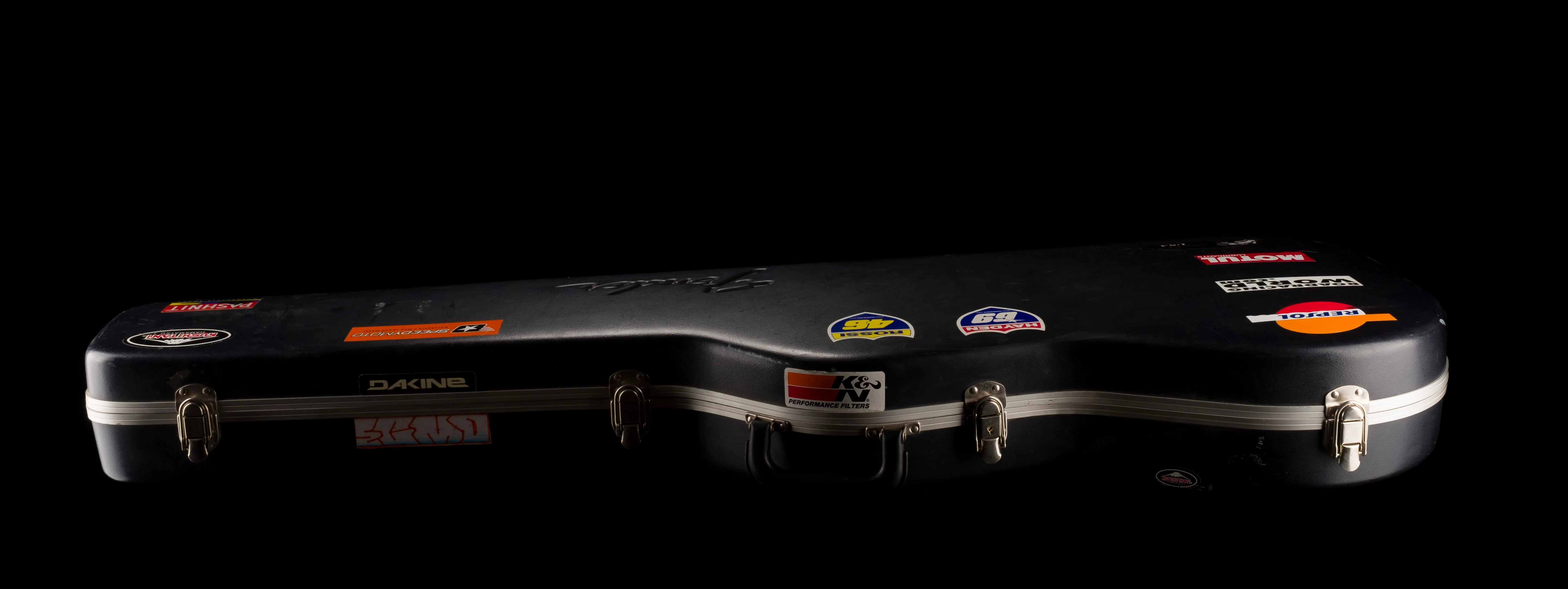 Used Kushatani Precision Bass Case Black - Image 2