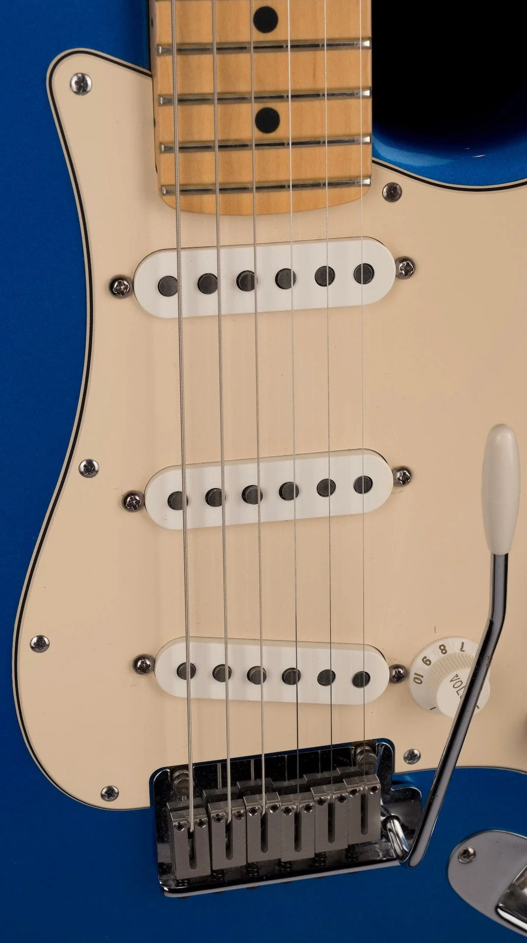 Used Fender Limited Edition 50th Anniversary American Series Stratocaster Blue Chrome with OHSC - Image 6