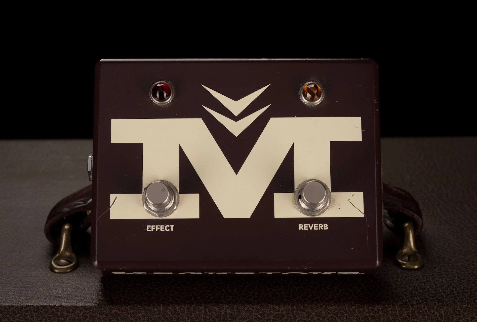 Used Magnatone Stereo Twilighter with Footswitch and Expression Pedal - Image 12