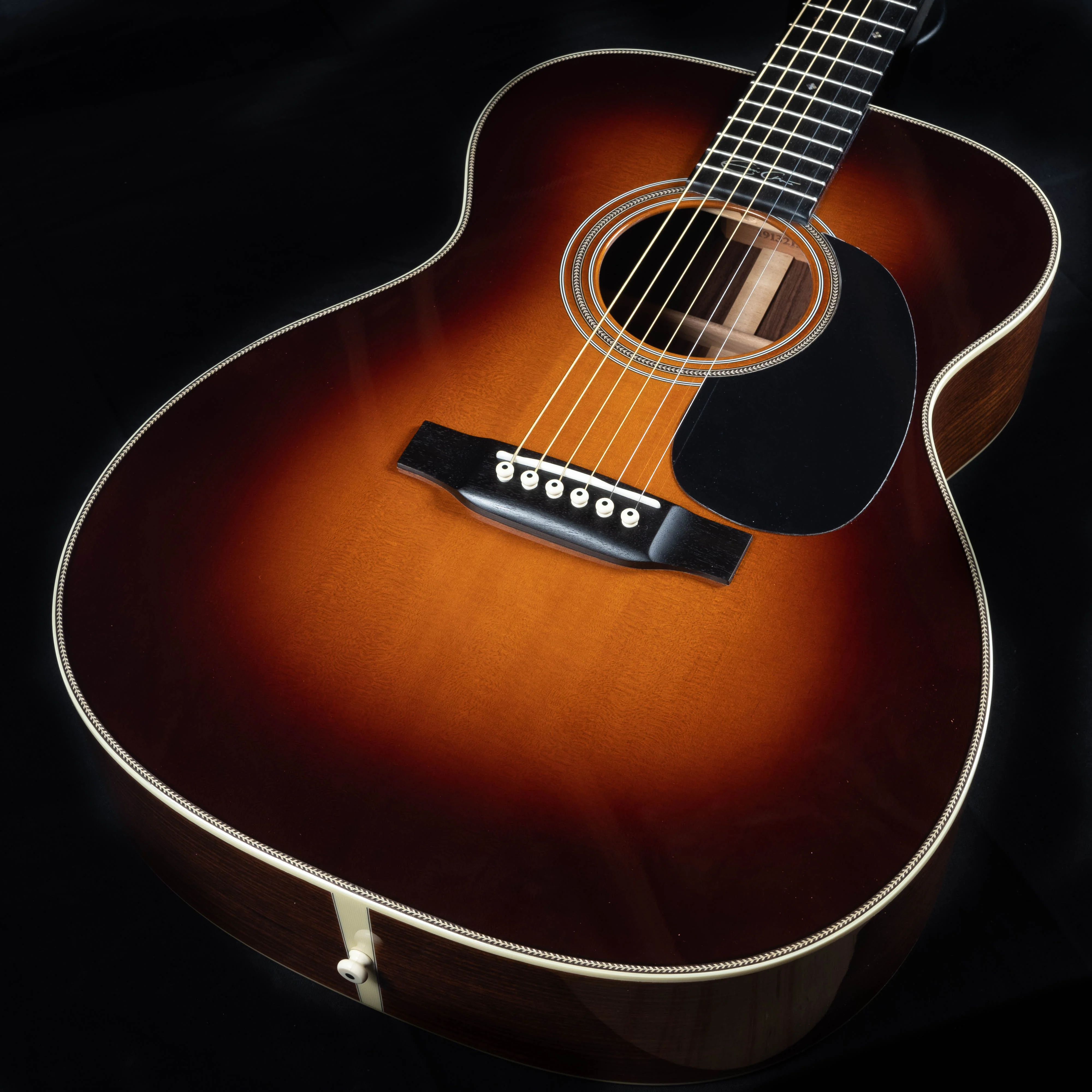 Used '17 Martin 000-28EC Eric Clapton Signature Model Sunburst Acoustic Guitar w OHSC - Image 4