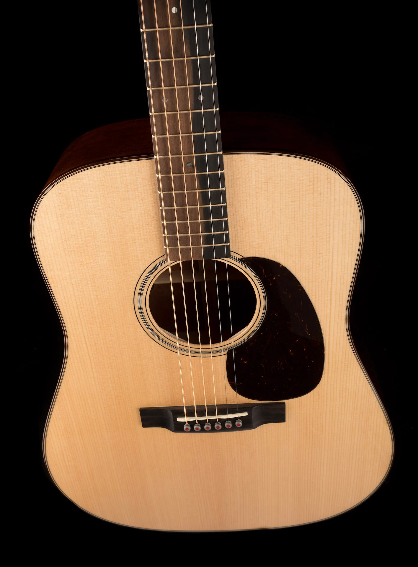 Used Martin D-18E Modern Deluxe Natural with OHSC - Image 4