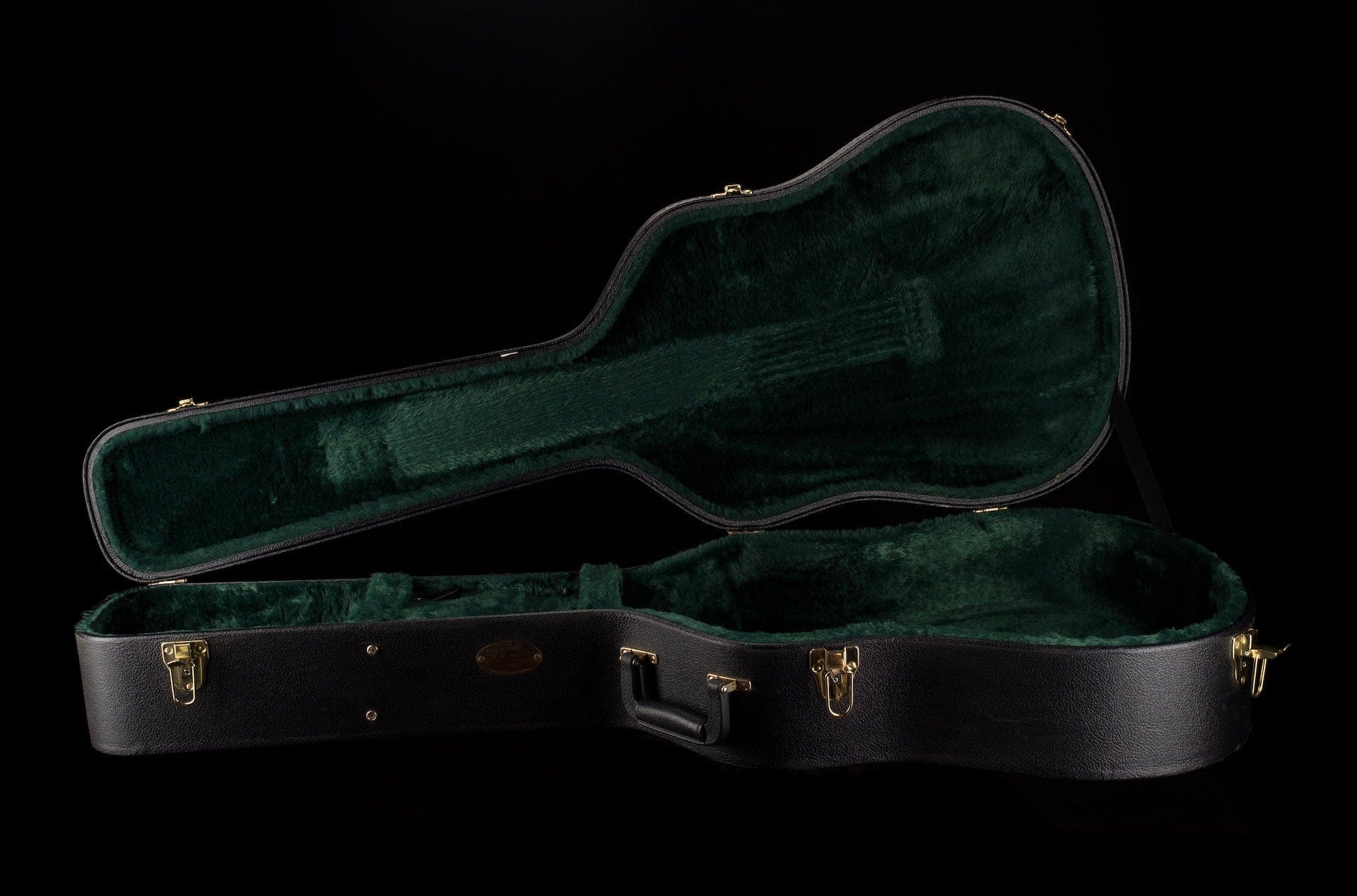Used Martin Dreadnought Acoustic Hardshell Case - Image 3