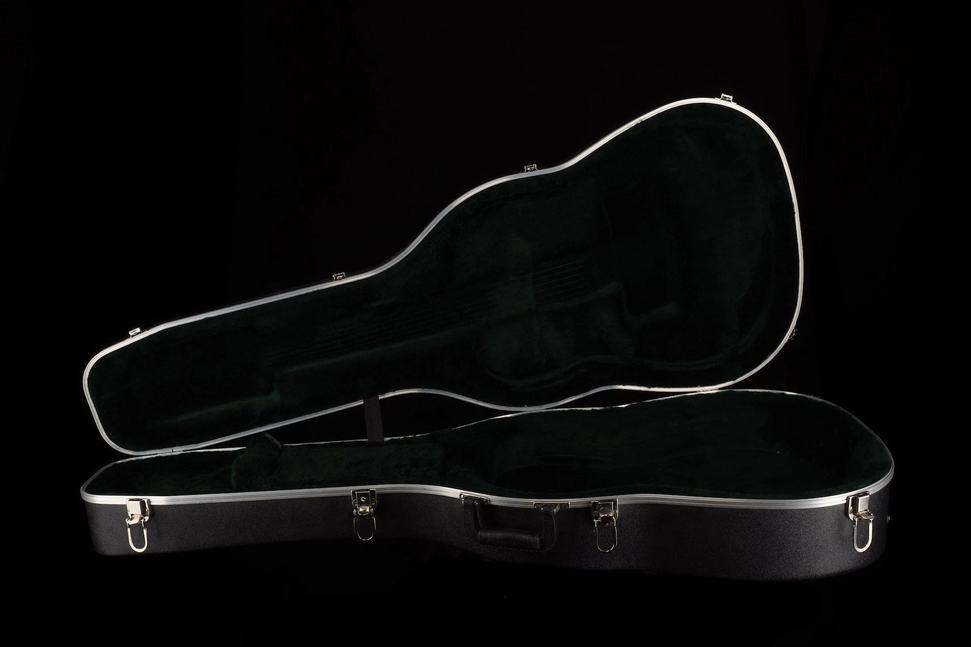 Used Martin HD-28 Acoustic with OHSC - Image 16