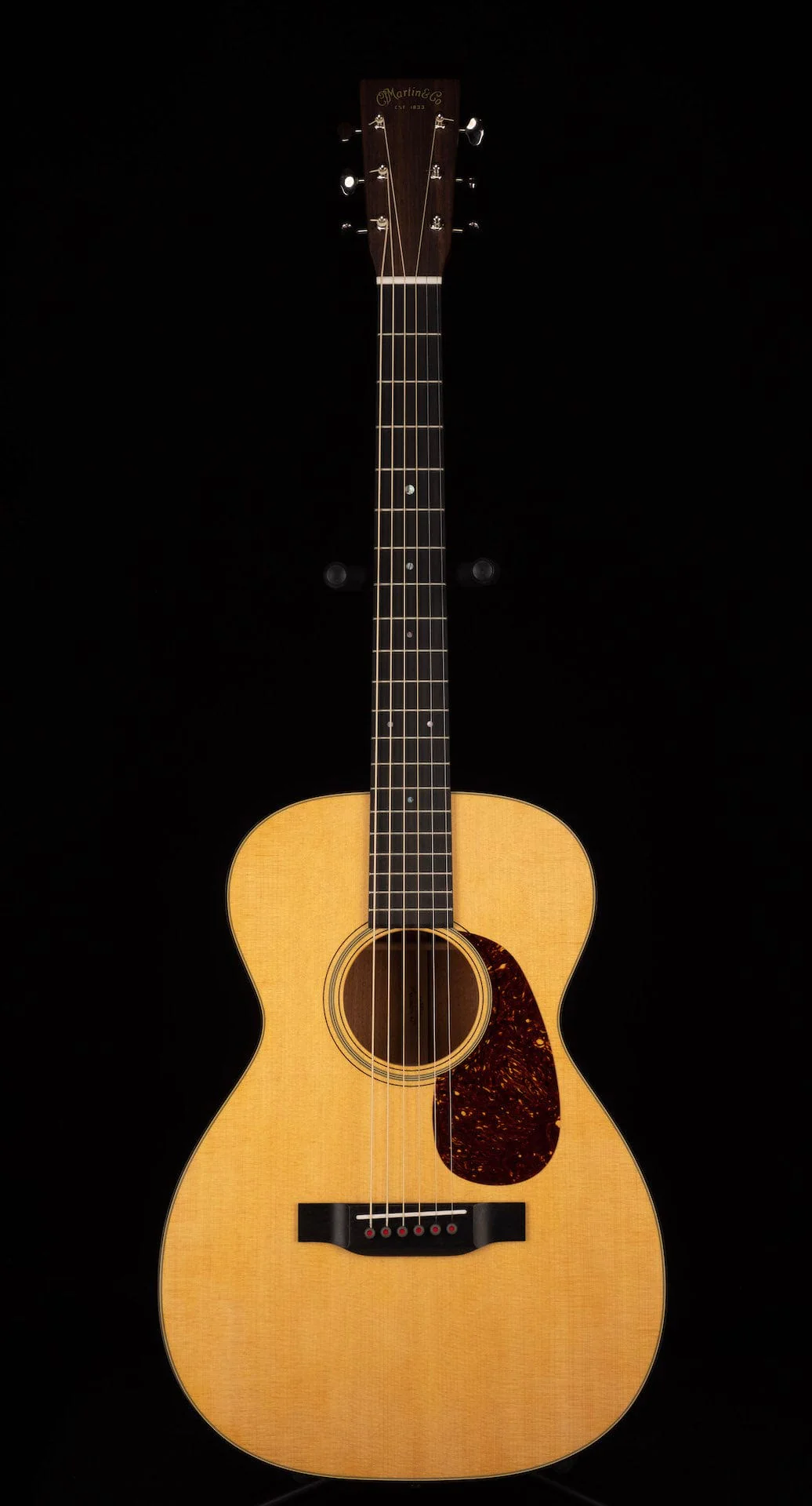 Used Martin Standard Series 0-18 Acoustic with OHSC - Image 2