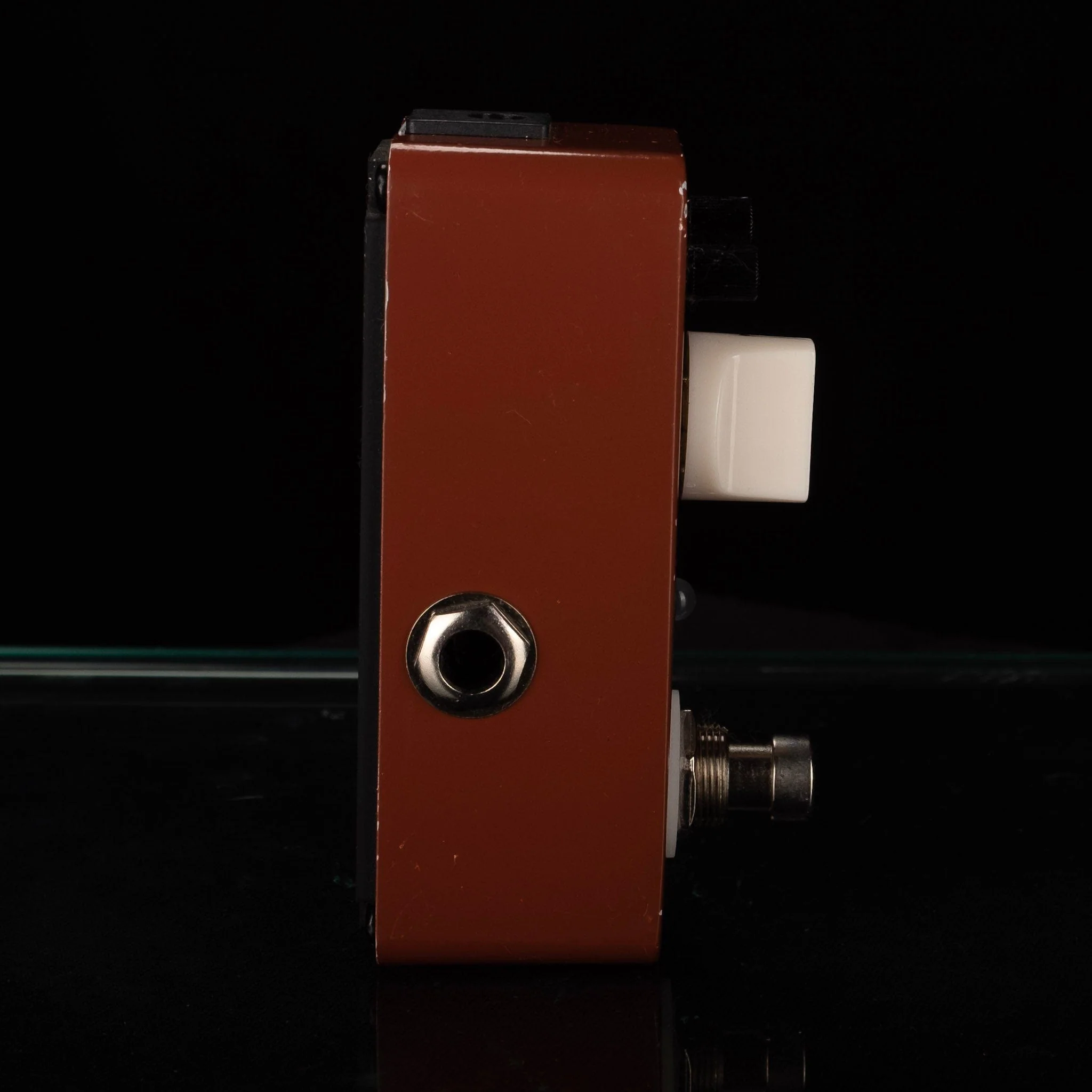 Used Mooer Pure Octave Guitar Effect Pedal - Image 4