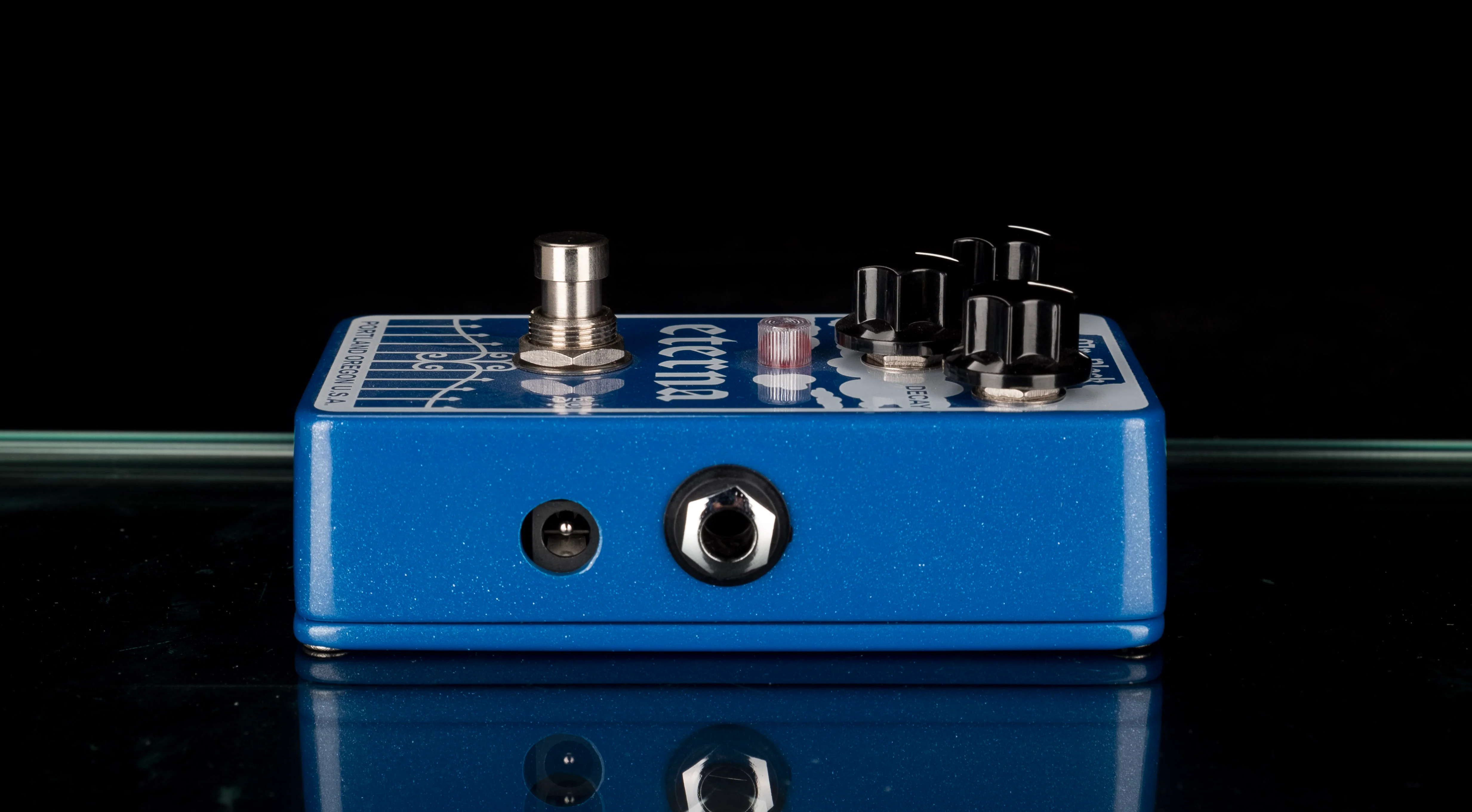 Used Mr. Black Eterna Reverb Pedal With Box - Image 4
