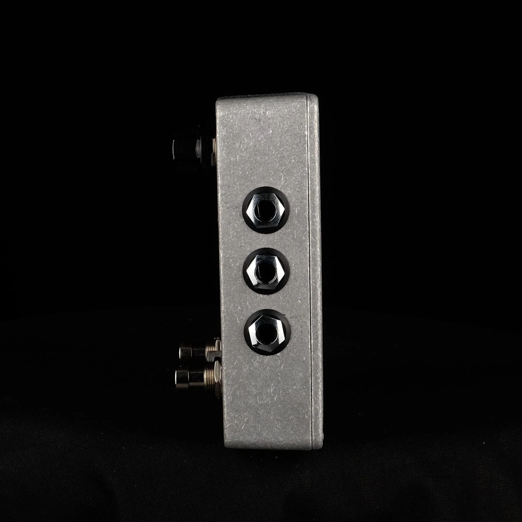 Used Mr. Black Vintage Ensemble Stereo Chorus/Vibrato Guitar Effect Pedal - Image 2