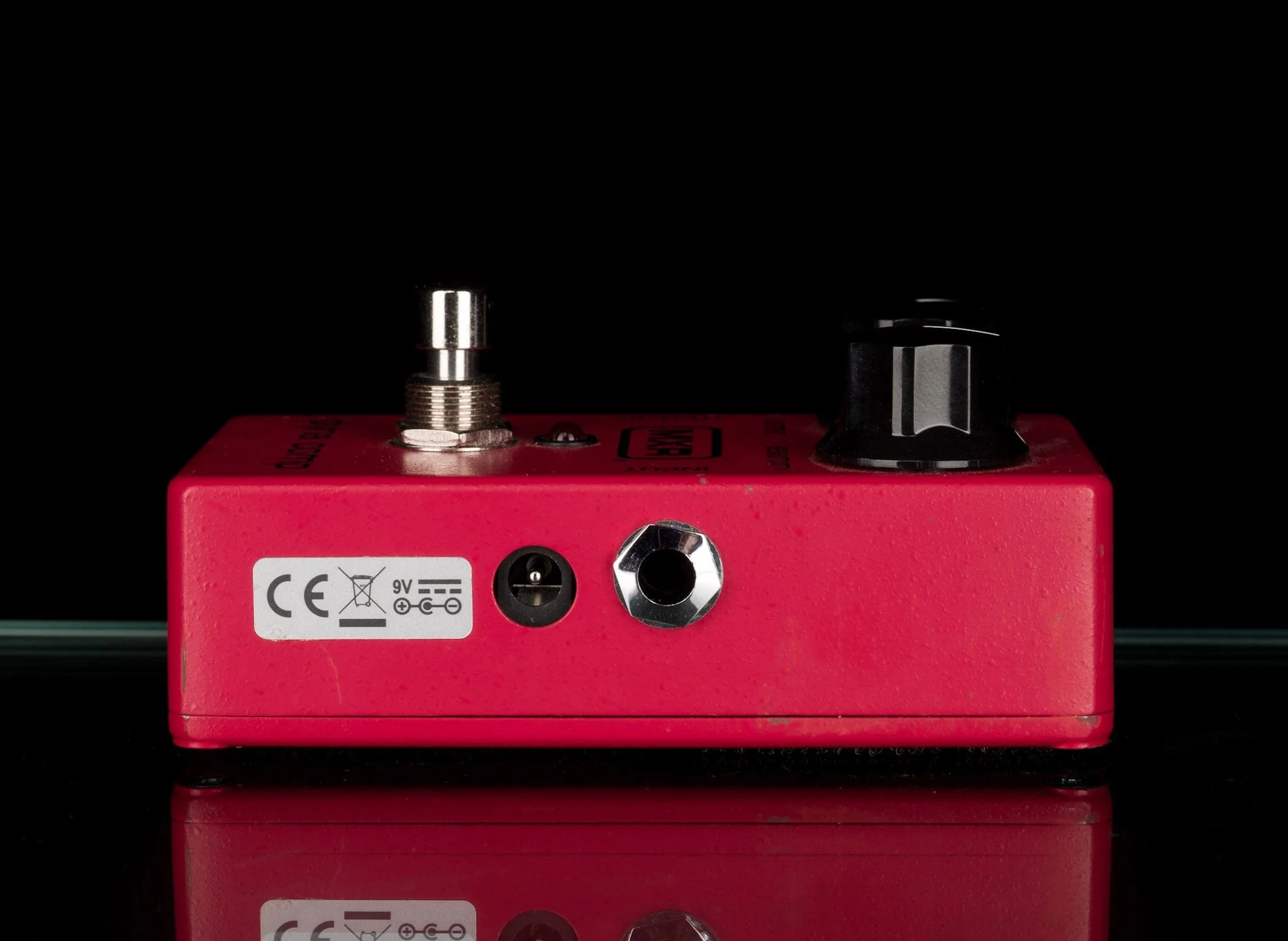 Used MXR Dyna Comp Compressor Guitar Effect Pedal - Image 3