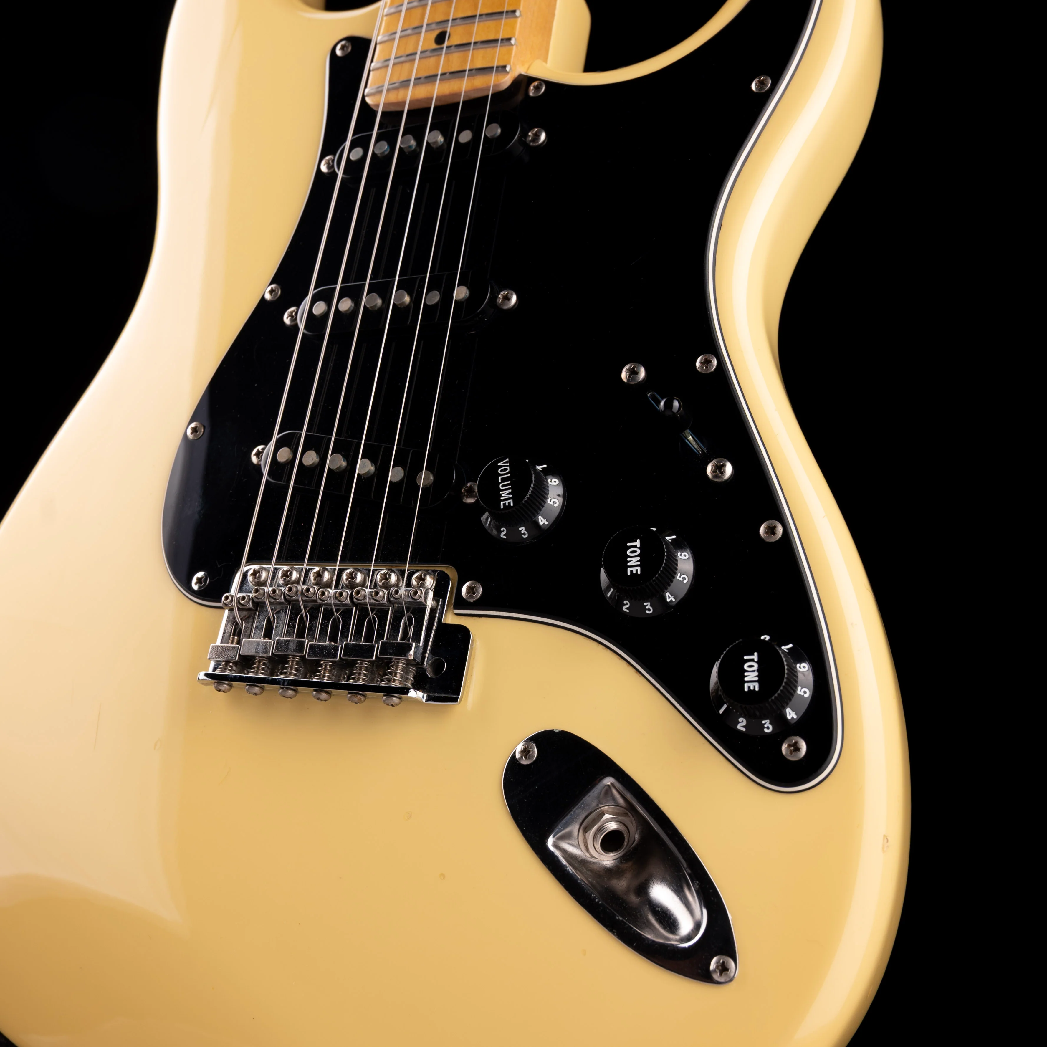 Pre Owned Partscaster Stratocaster MIJ Body Fender Highway One Maple Neck - Image 5