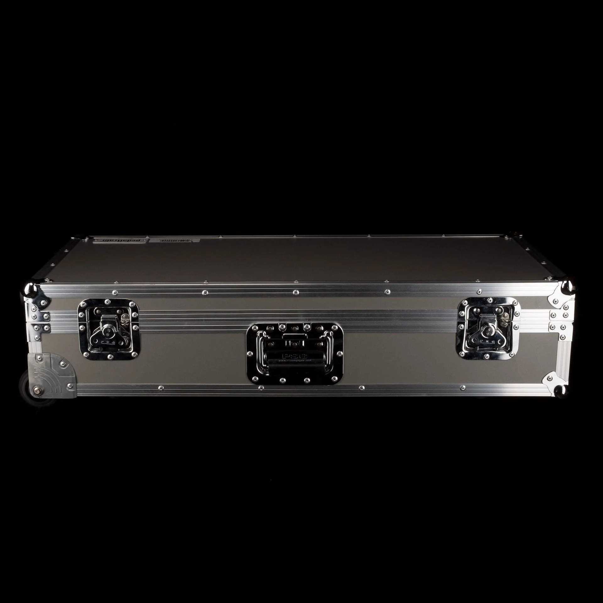 Used Pedaltrain Novo 32 With Tour Case With Wheels