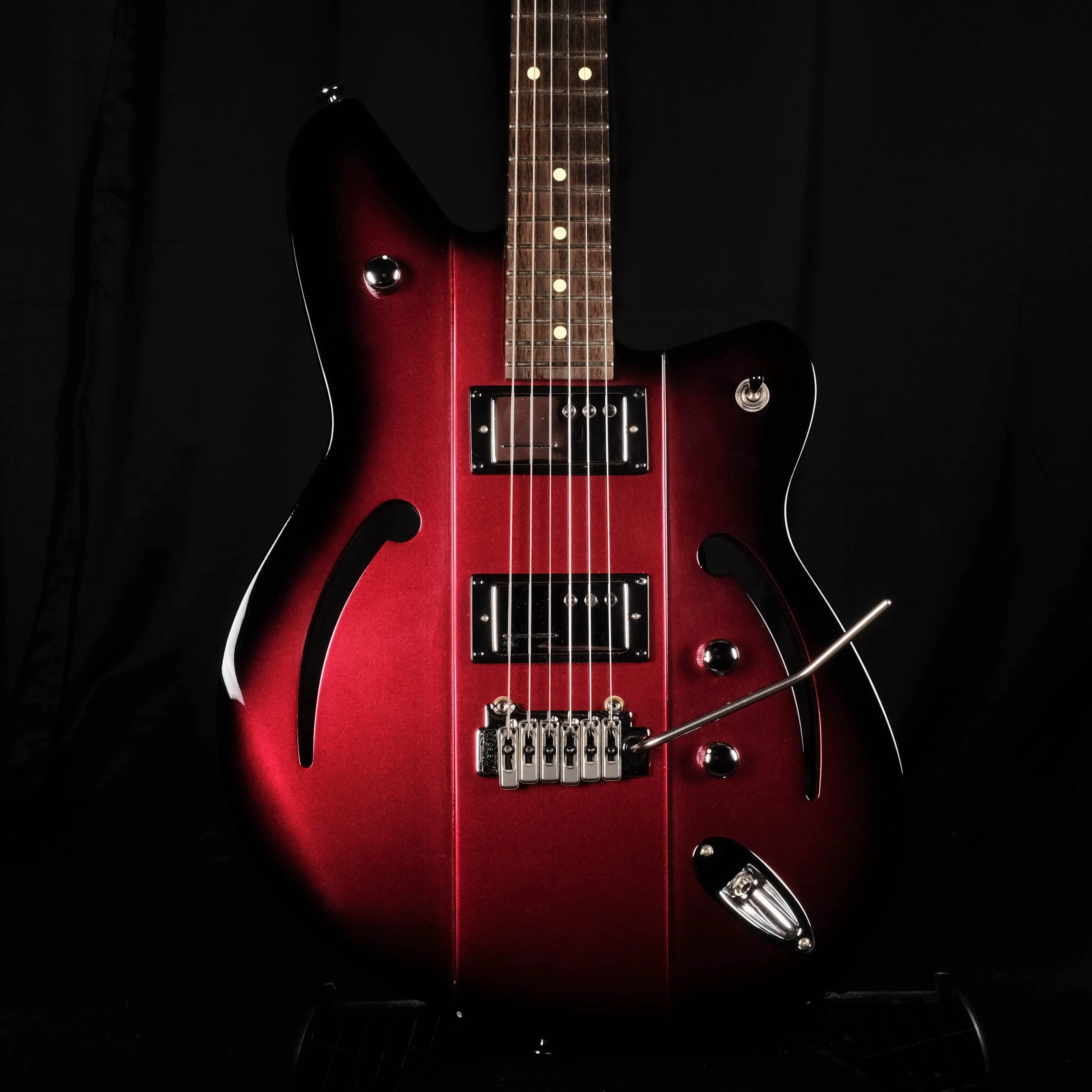 Used Reverend AirSonic W Metallic Red Burst Electric Guitar With HSC
