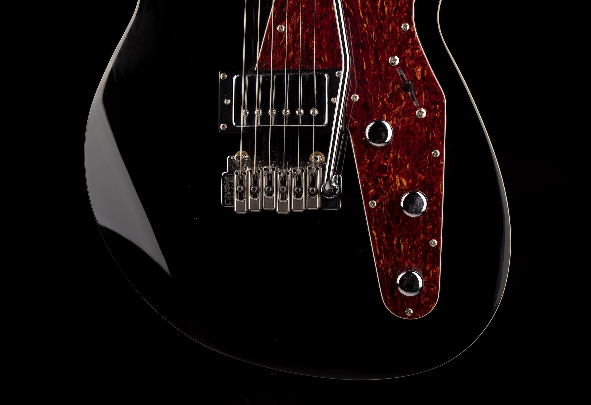 Used Reverend Double Agent Black with Case - Image 5