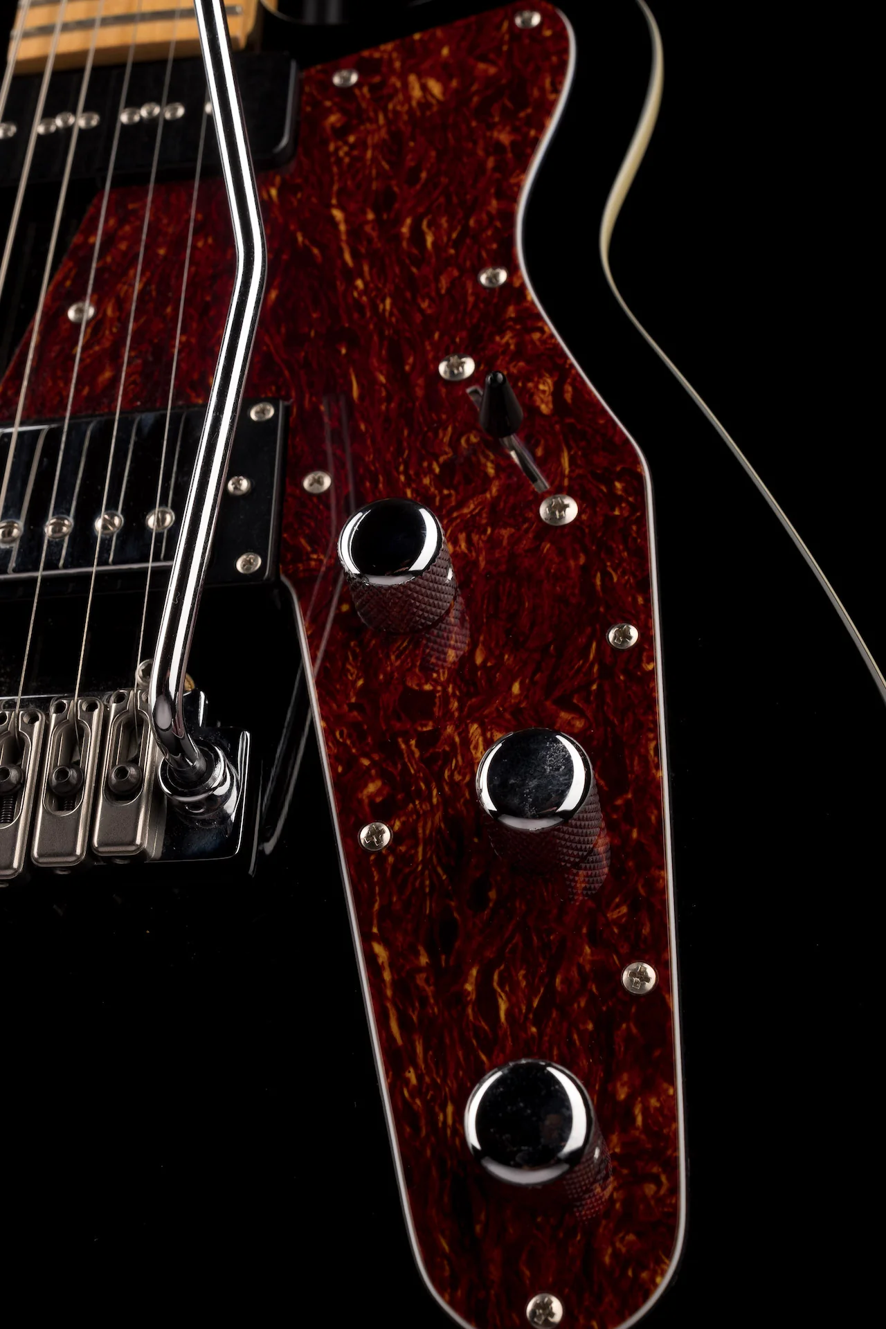 Used Reverend Double Agent Black with Case - Image 8