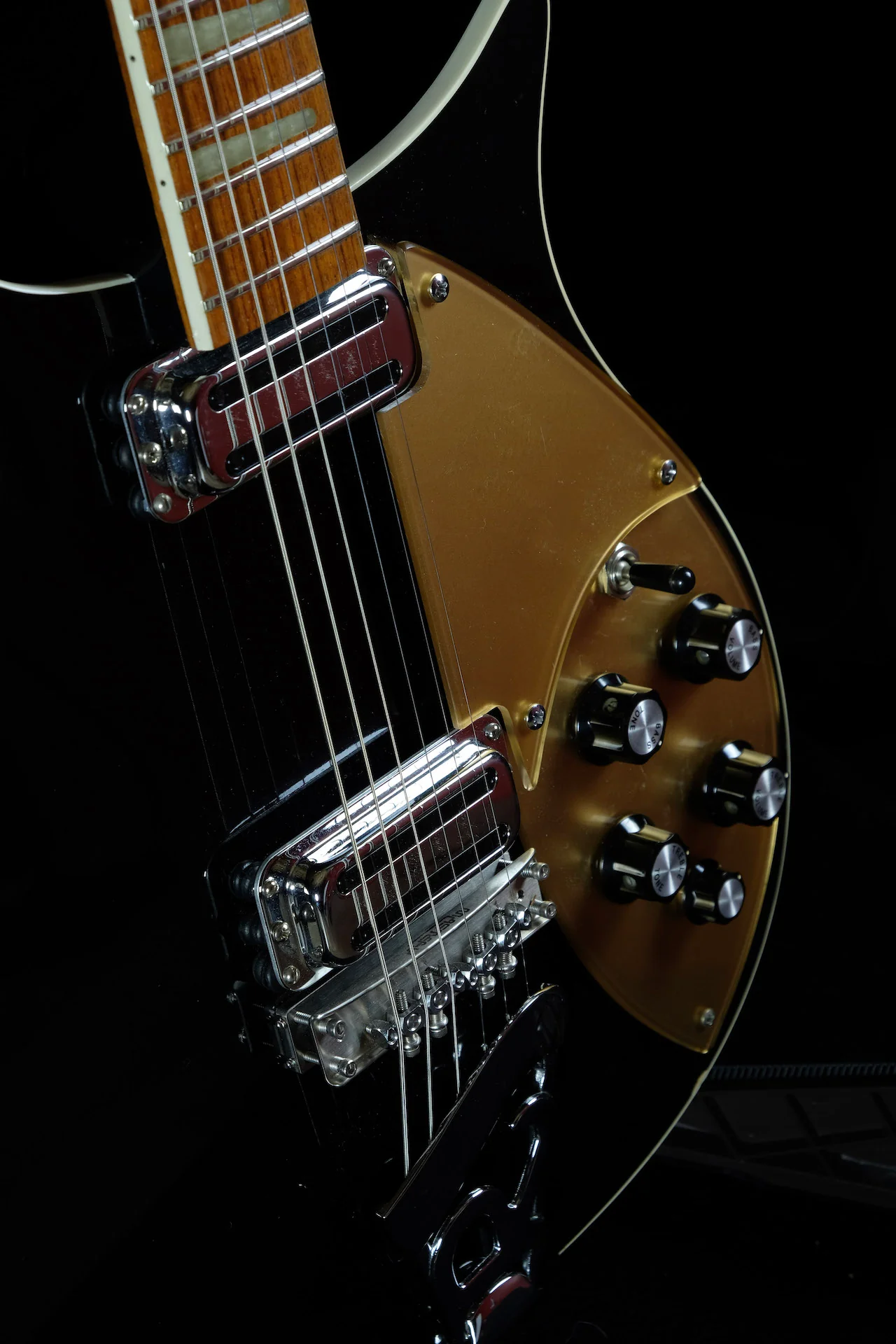 Used '96 Rickenbacker 620JG Jetglo Toaster Top Pickups Gold Guard Mastery Bridge OHSC - Image 4