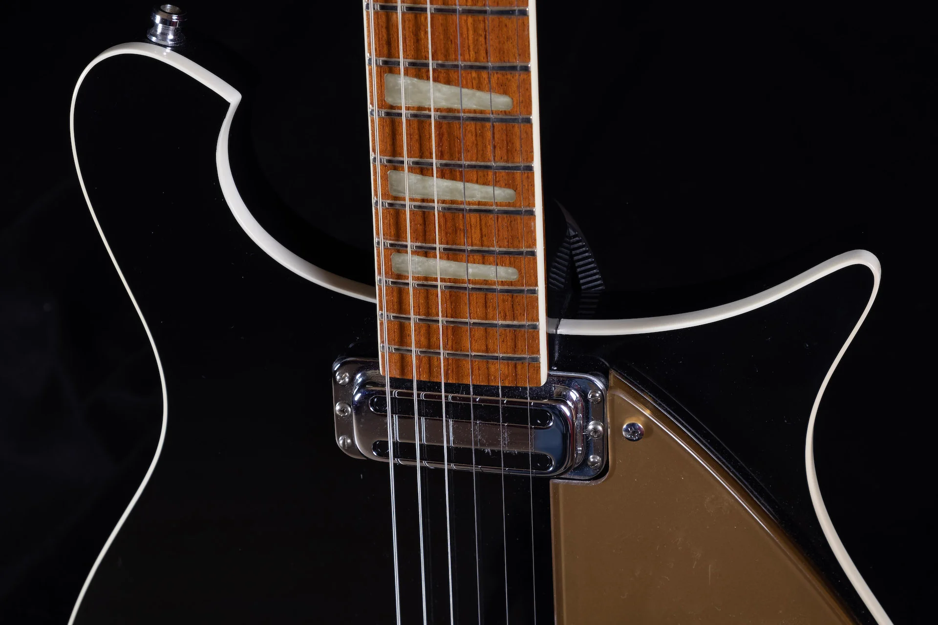 Used '96 Rickenbacker 620JG Jetglo Toaster Top Pickups Gold Guard Mastery Bridge OHSC - Image 7