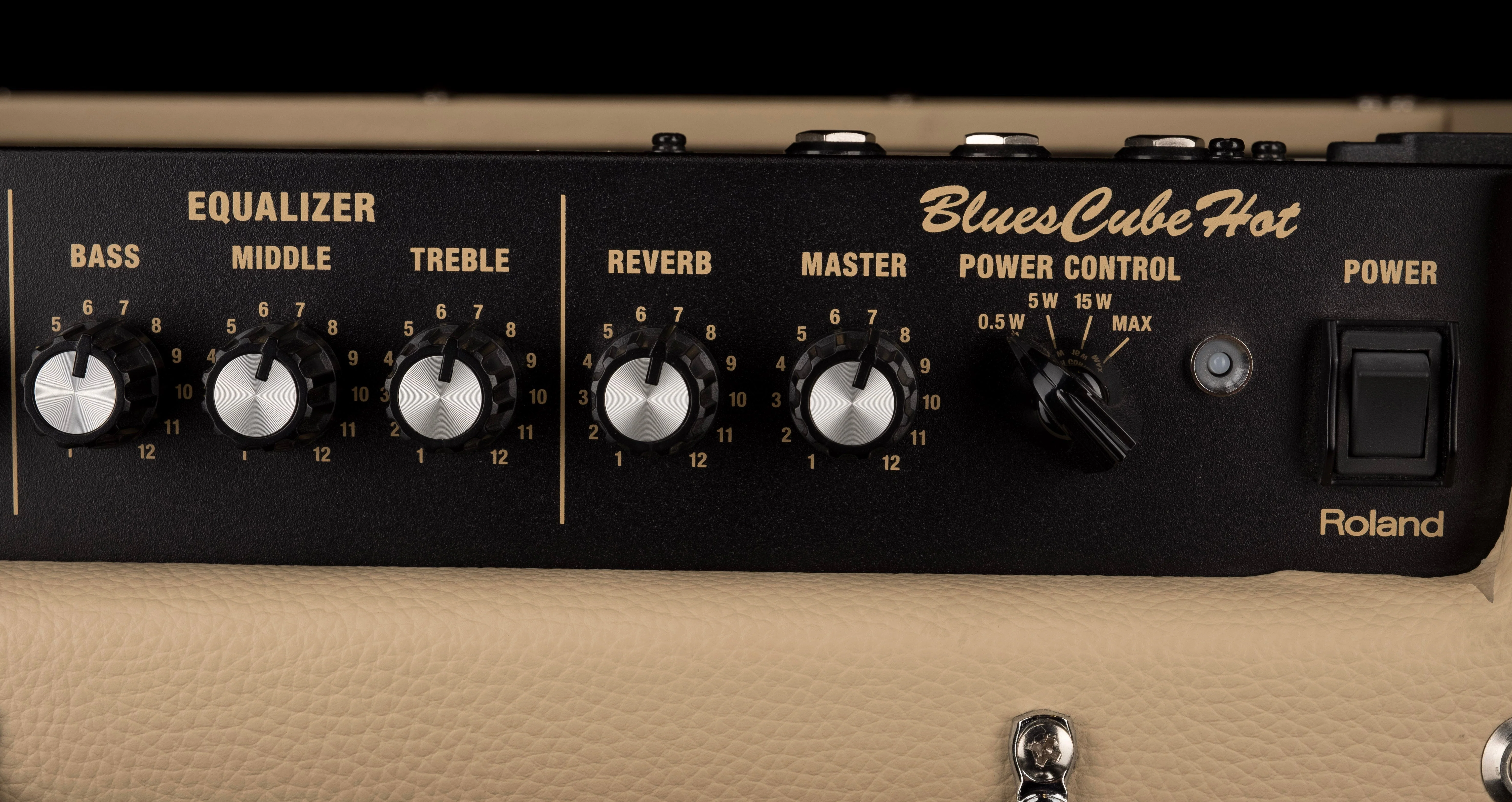 Used Roland Blues Cube Hot 30-Watt Electric Guitar Amplifier Vintage Blonde - Image 3