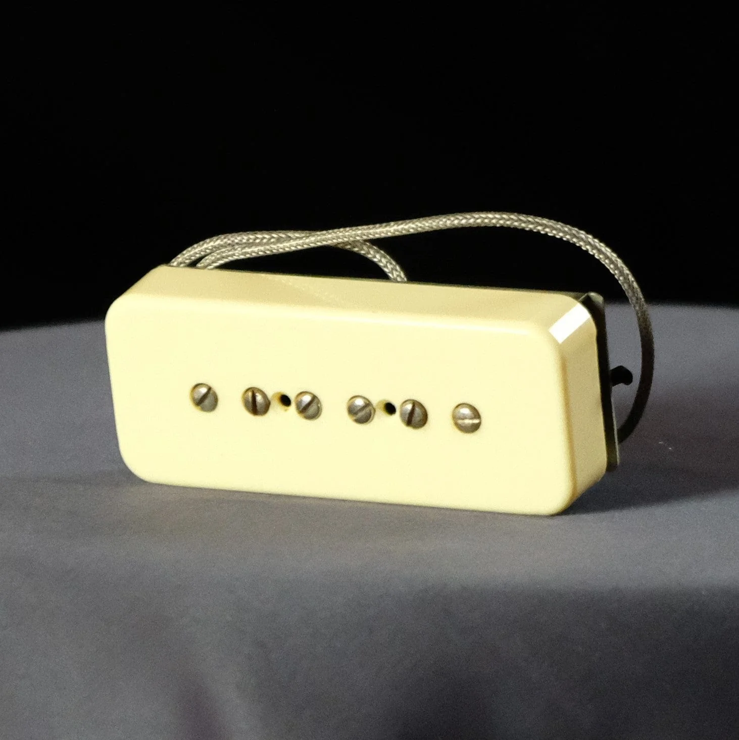 Used Seymour Duncan SP90-1N Vintage P90 Soapbar Neck Pickup - Cream