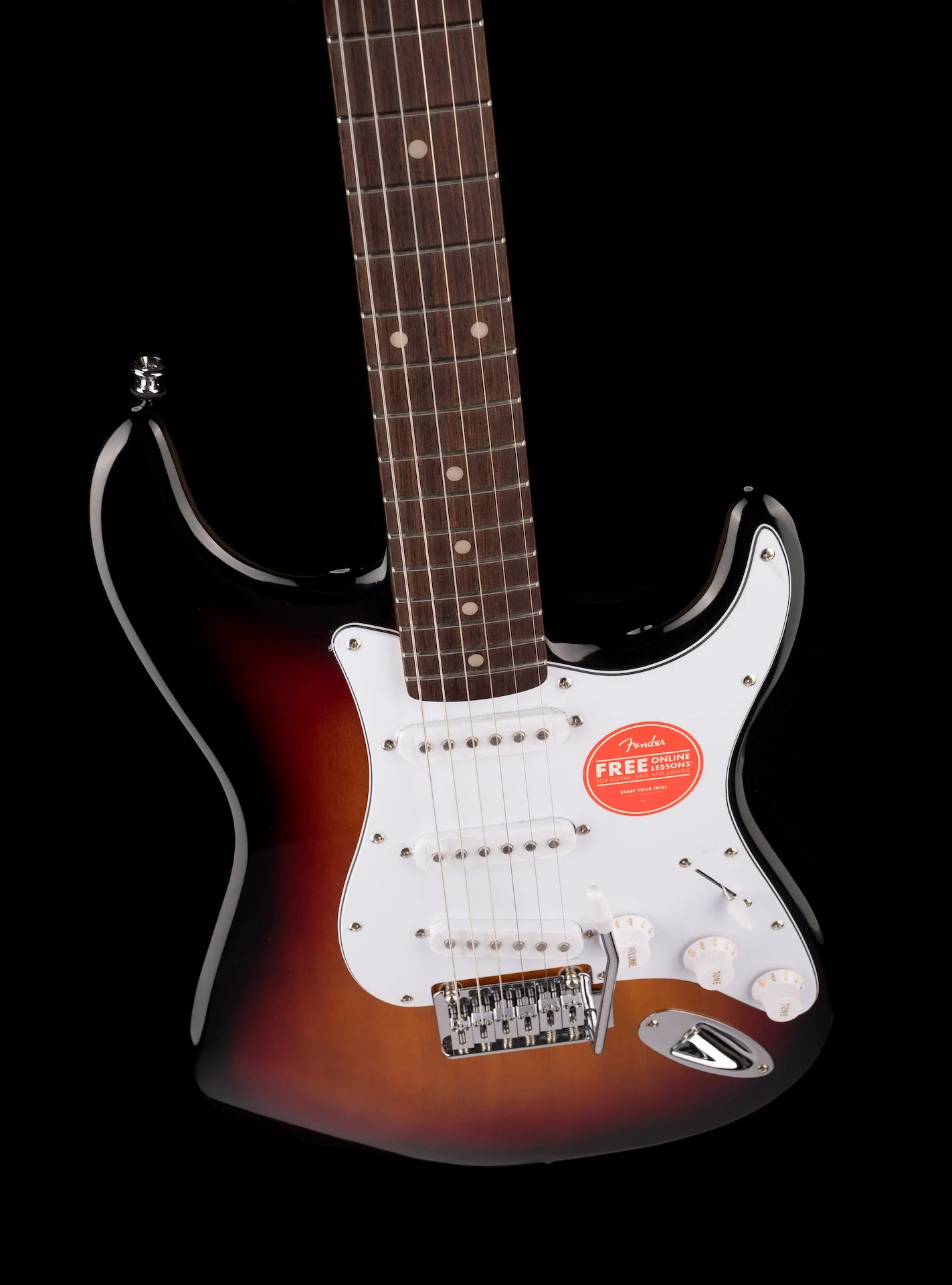 Used Squier Affinity Stratocaster 3-Tone Sunburst - Image 4