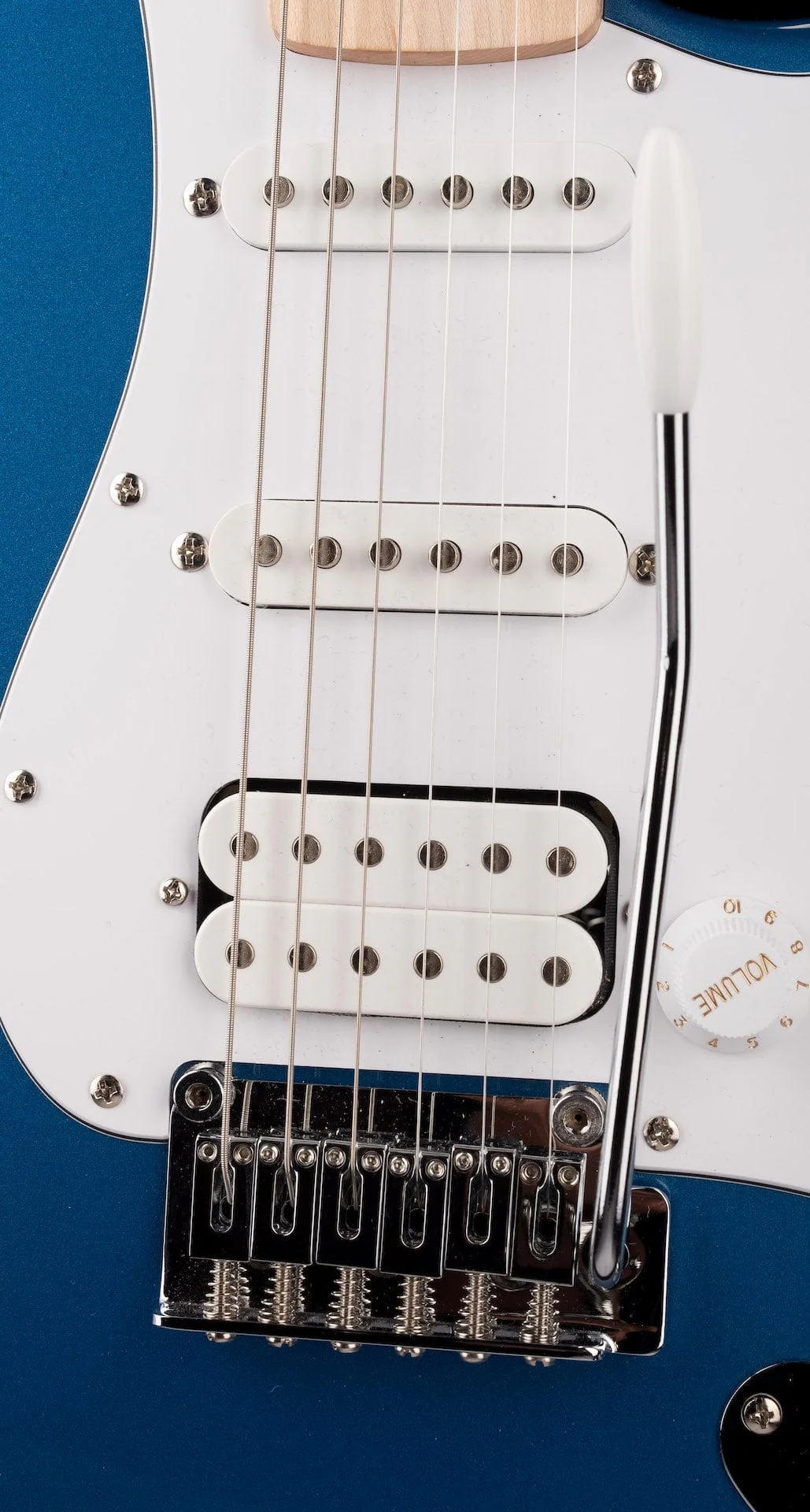 Used Squier Affinity Stratocaster HSS Ice Blue Metallic With Gig Bag - Image 7