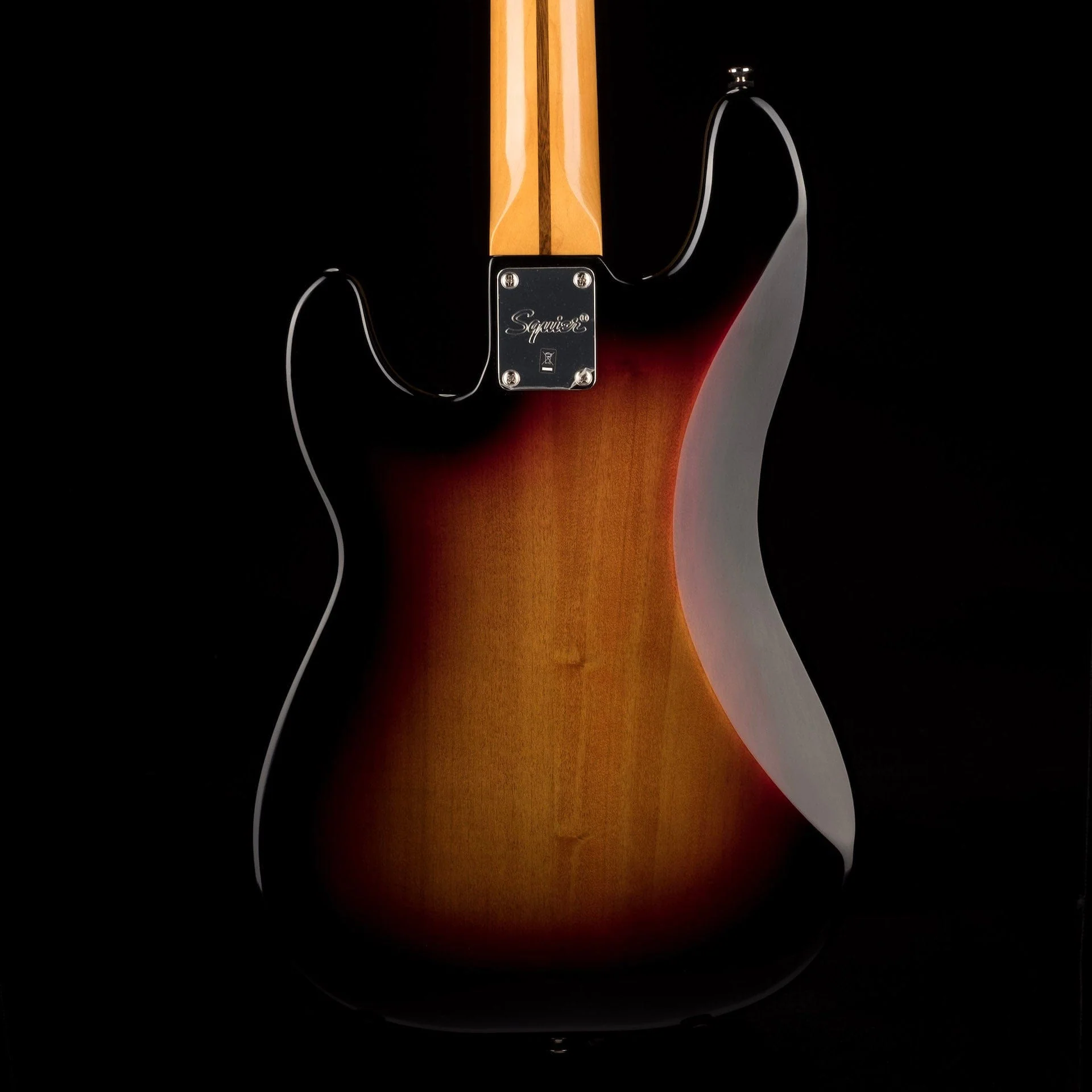 Used Squier Classic Vibe '60s Precision Bass 3-Tone Sunburst with Gig Bag - Image 13