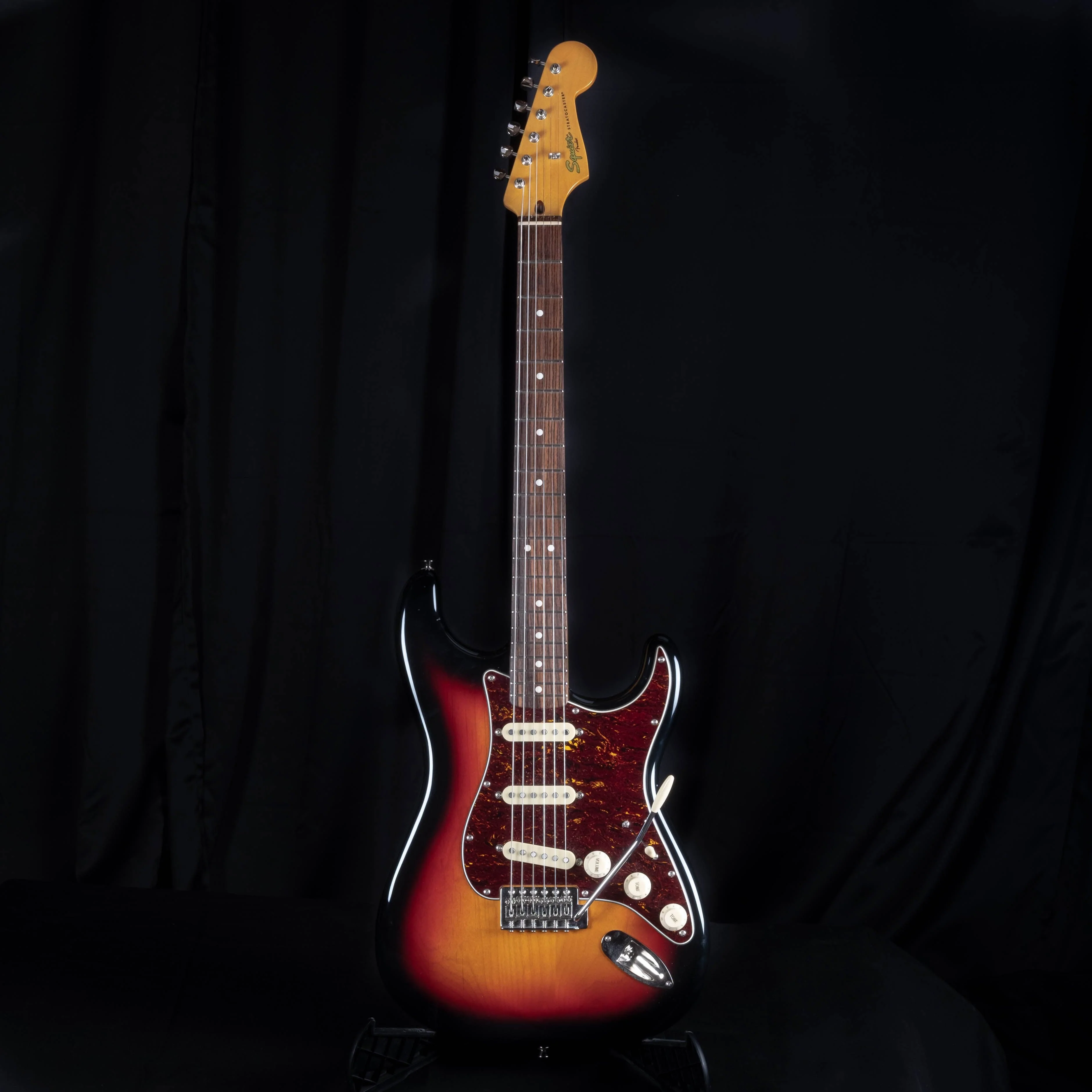 Used Squier Classic Vibe 60s Stratocaster Sunburst Electric Guitar With Bag - Image 2