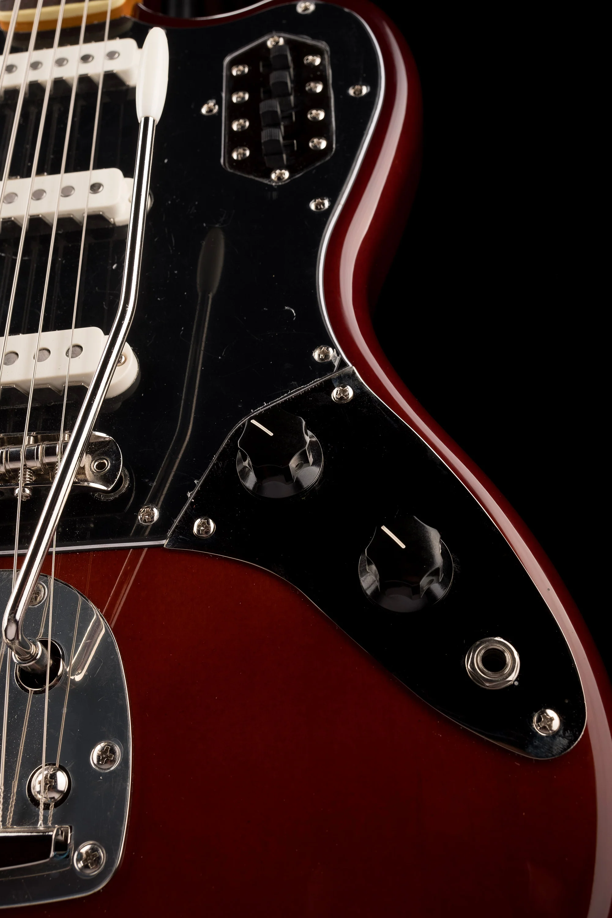 Used Squier Classic Vibe Bass VI Walnut - Image 8