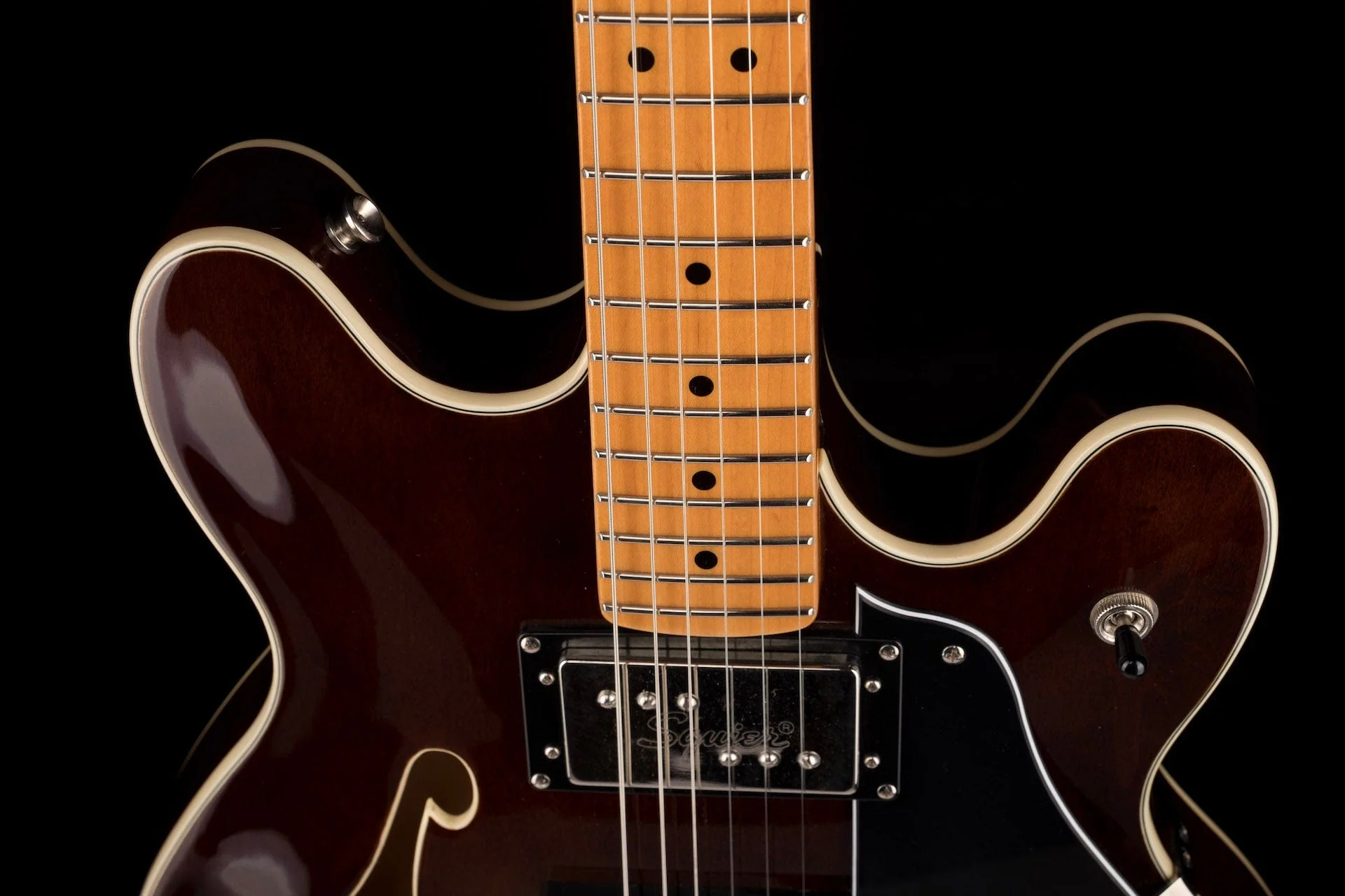 Used Squier Classic Vibe Starcaster Walnut Electric Guitar - Image 3