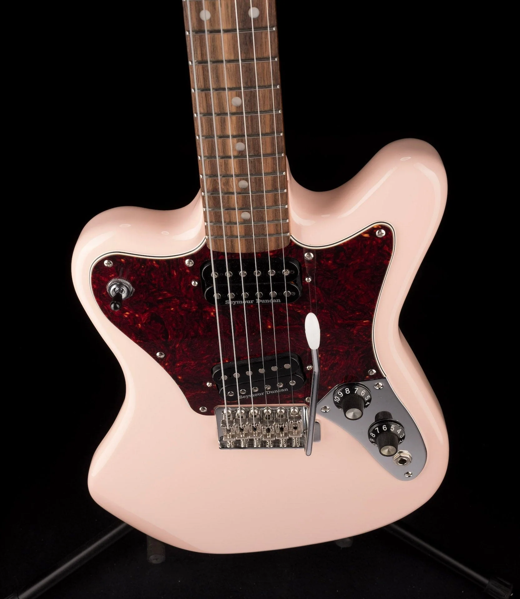 Used Squier Paranormal Super-Sonic Shell Pink with Gig Bag - Image 4