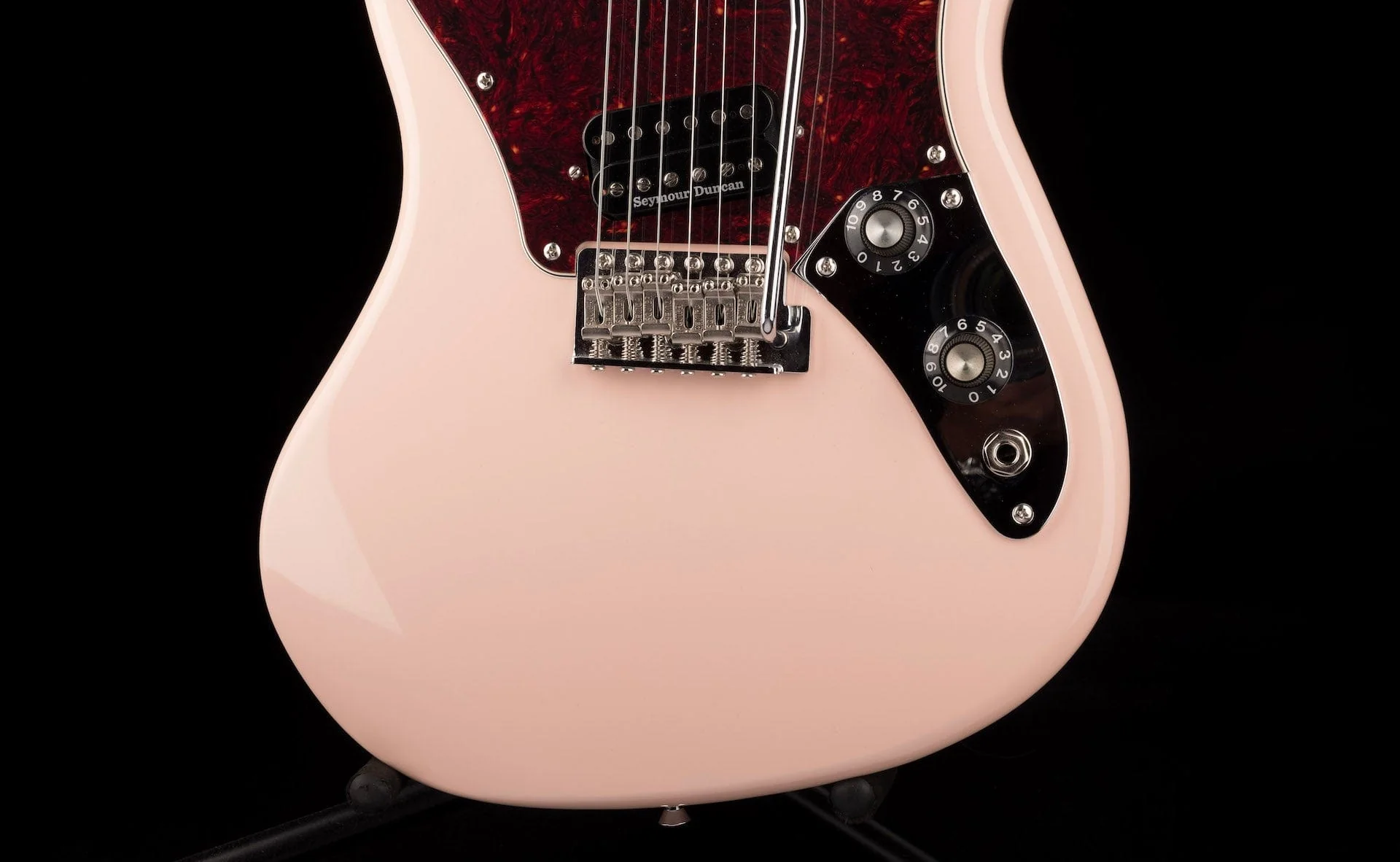 Used Squier Paranormal Super-Sonic Shell Pink with Gig Bag - Image 5