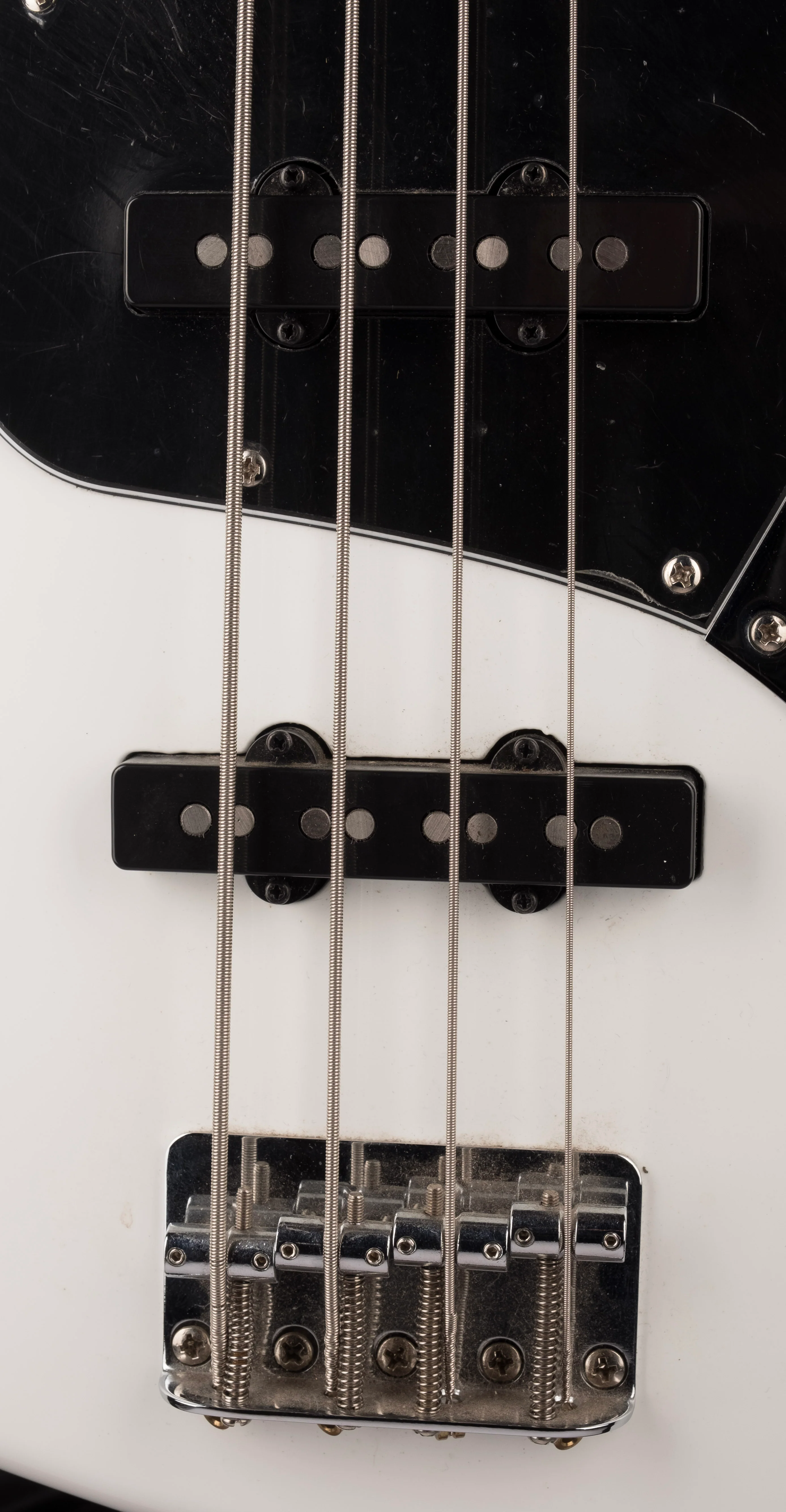 Used Squier Vintage Modified Jazz Bass with Jaguar Bass Neck Olympic White - Image 7