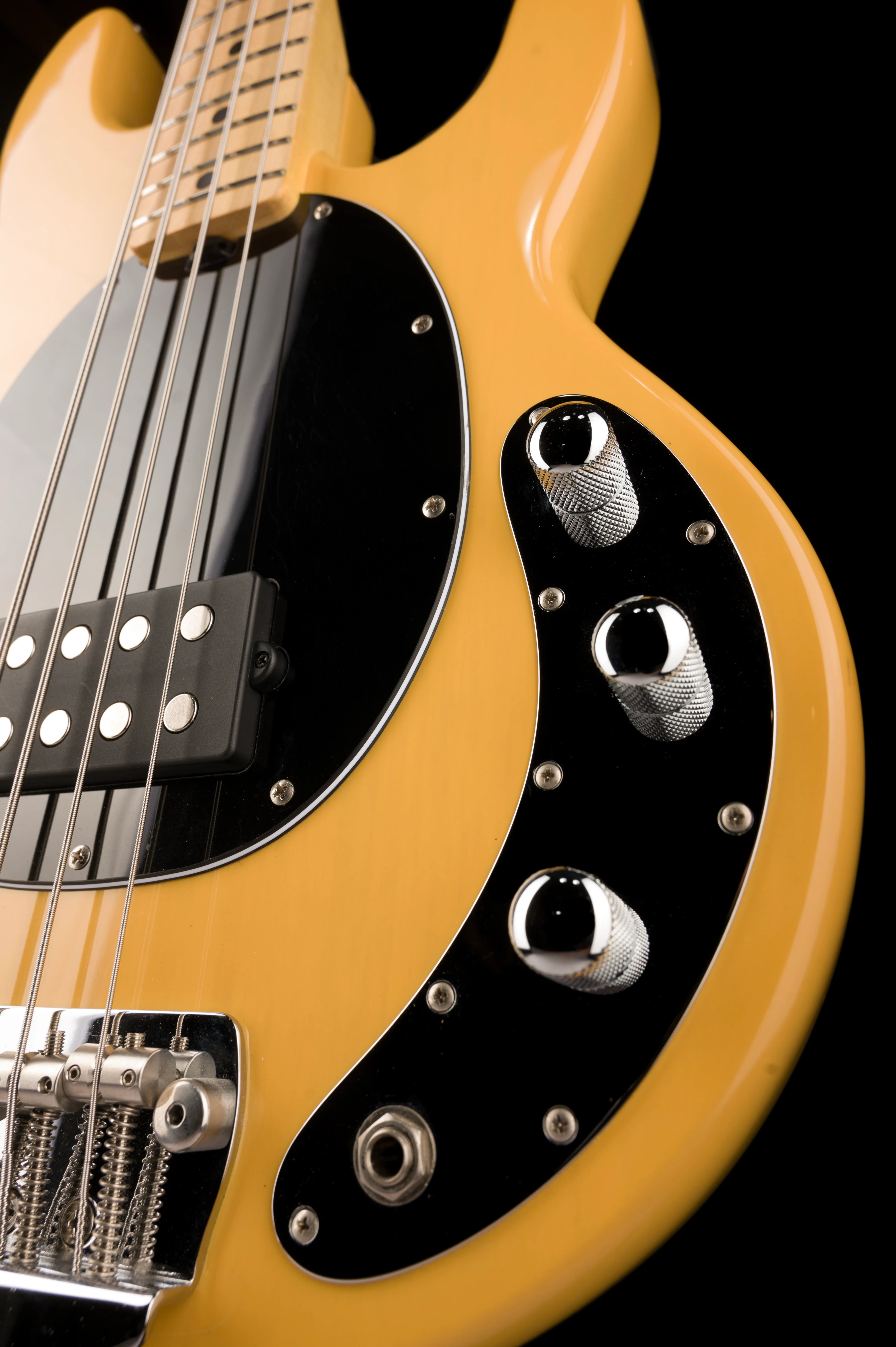 Used Sterling Music Man StingRay Classic RAY24 Butterscotch with Gig Bag - Image 8