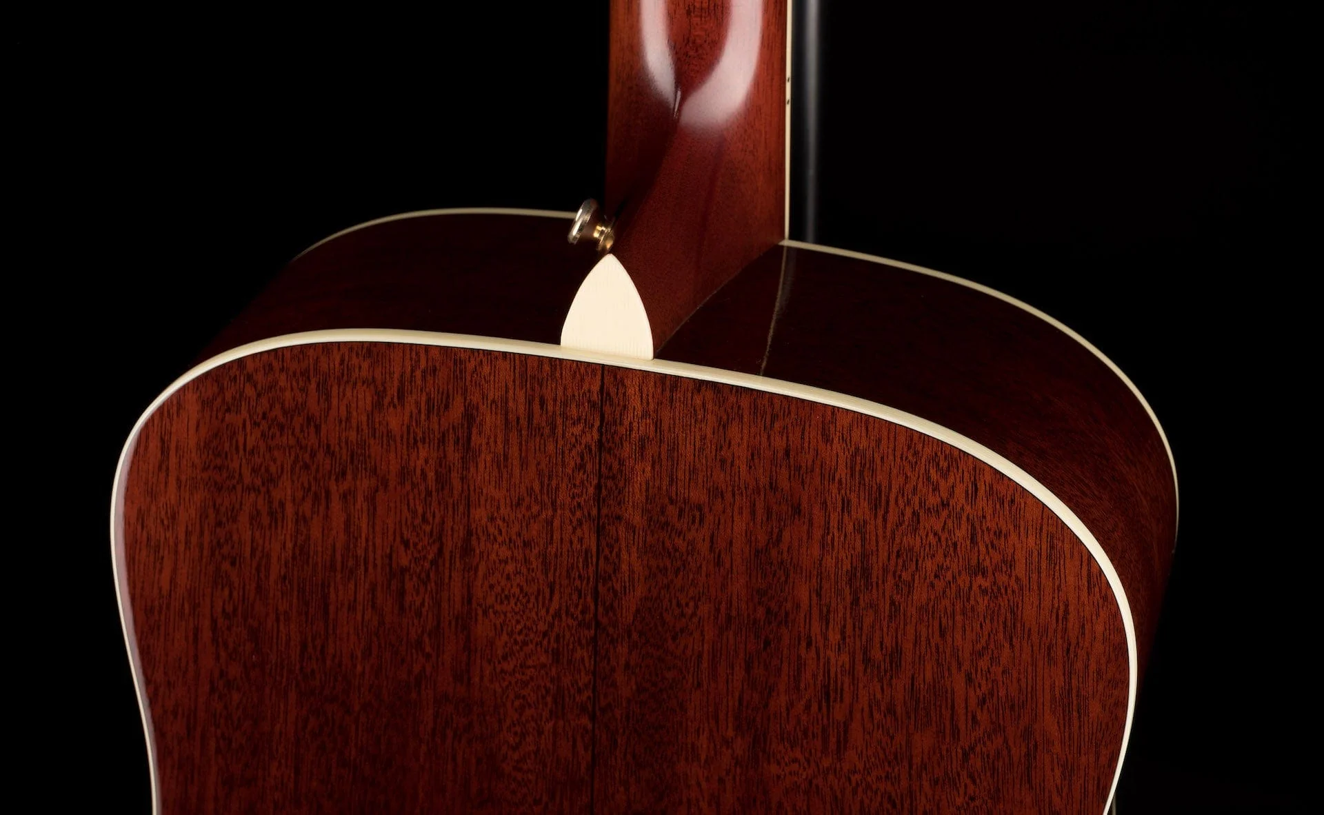 Used Taylor DN5 Acoustic with OHSC - Image 12