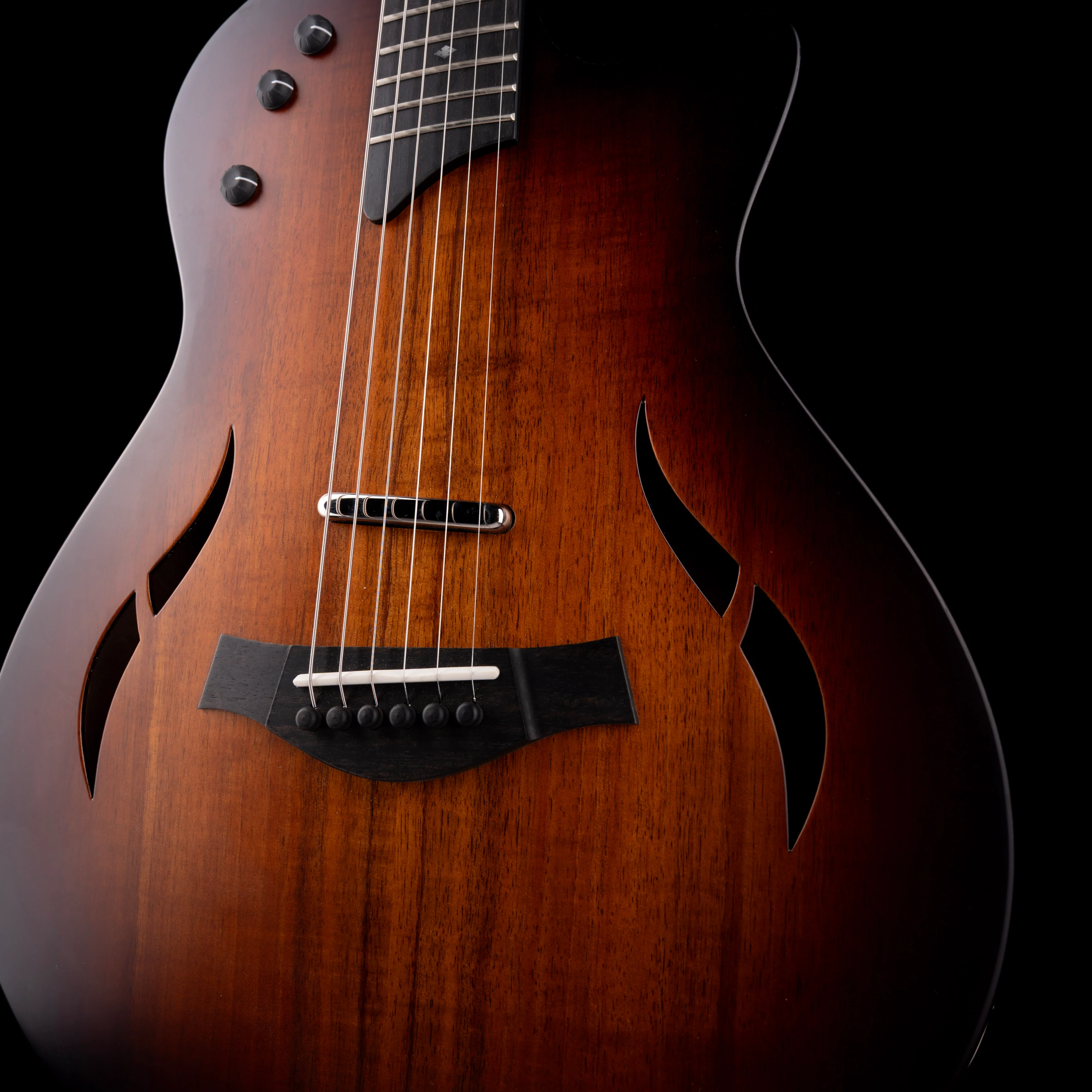 Used Taylor T5z Classic Koa Shaded Edgeburst With Gig Bag - Image 5